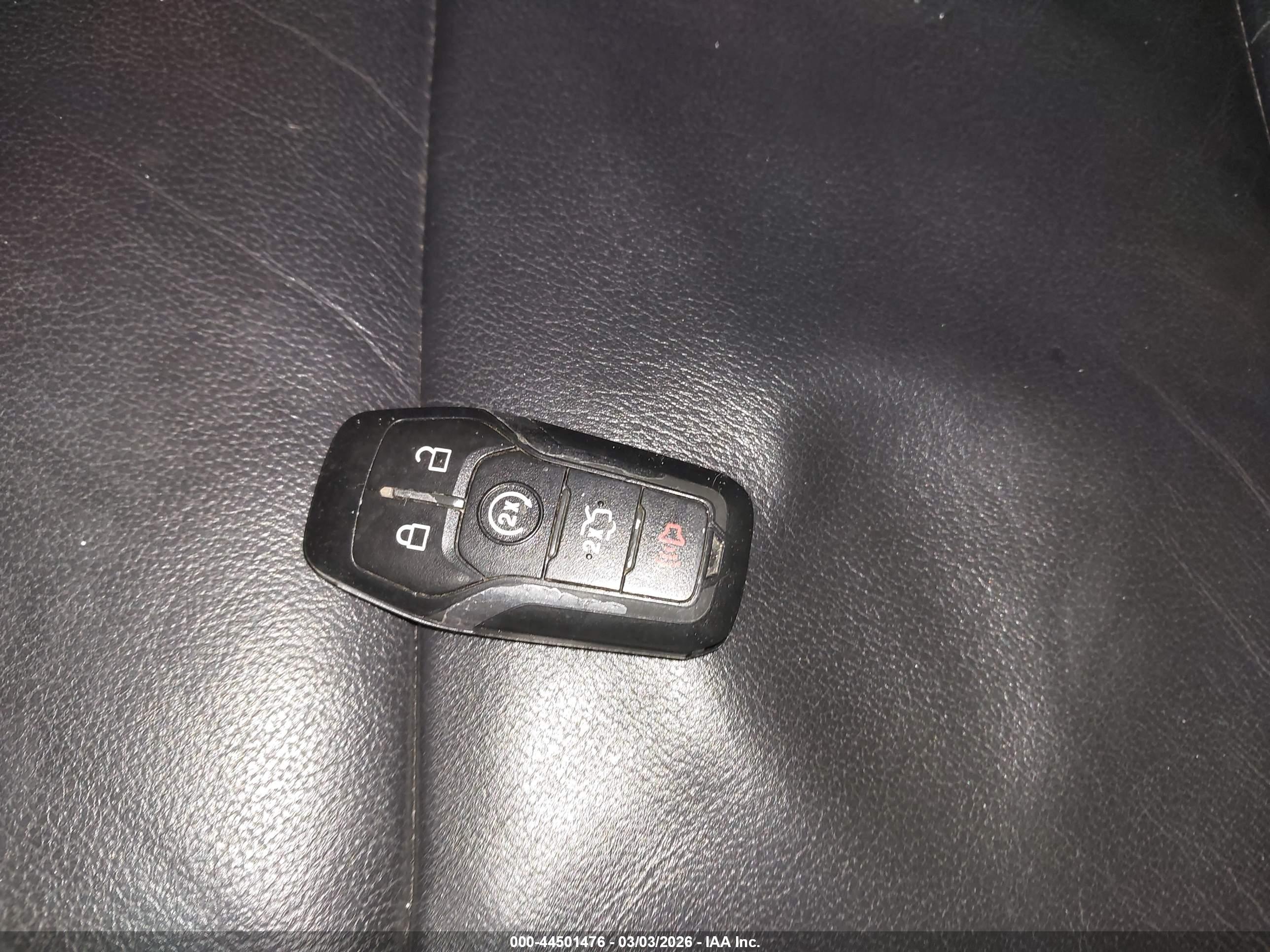 FORD EXPLORER image 11