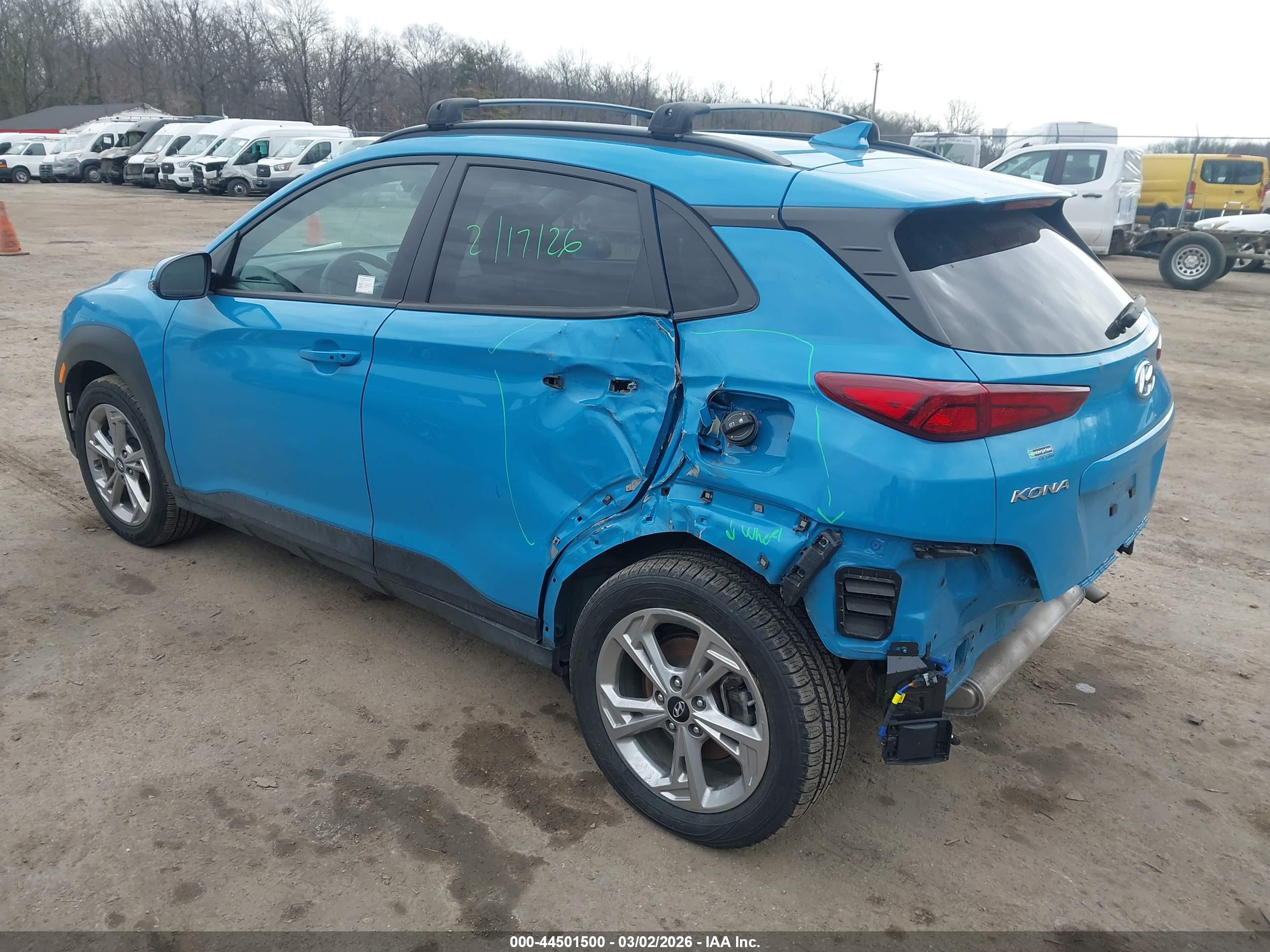 HYUNDAI KONA image 3