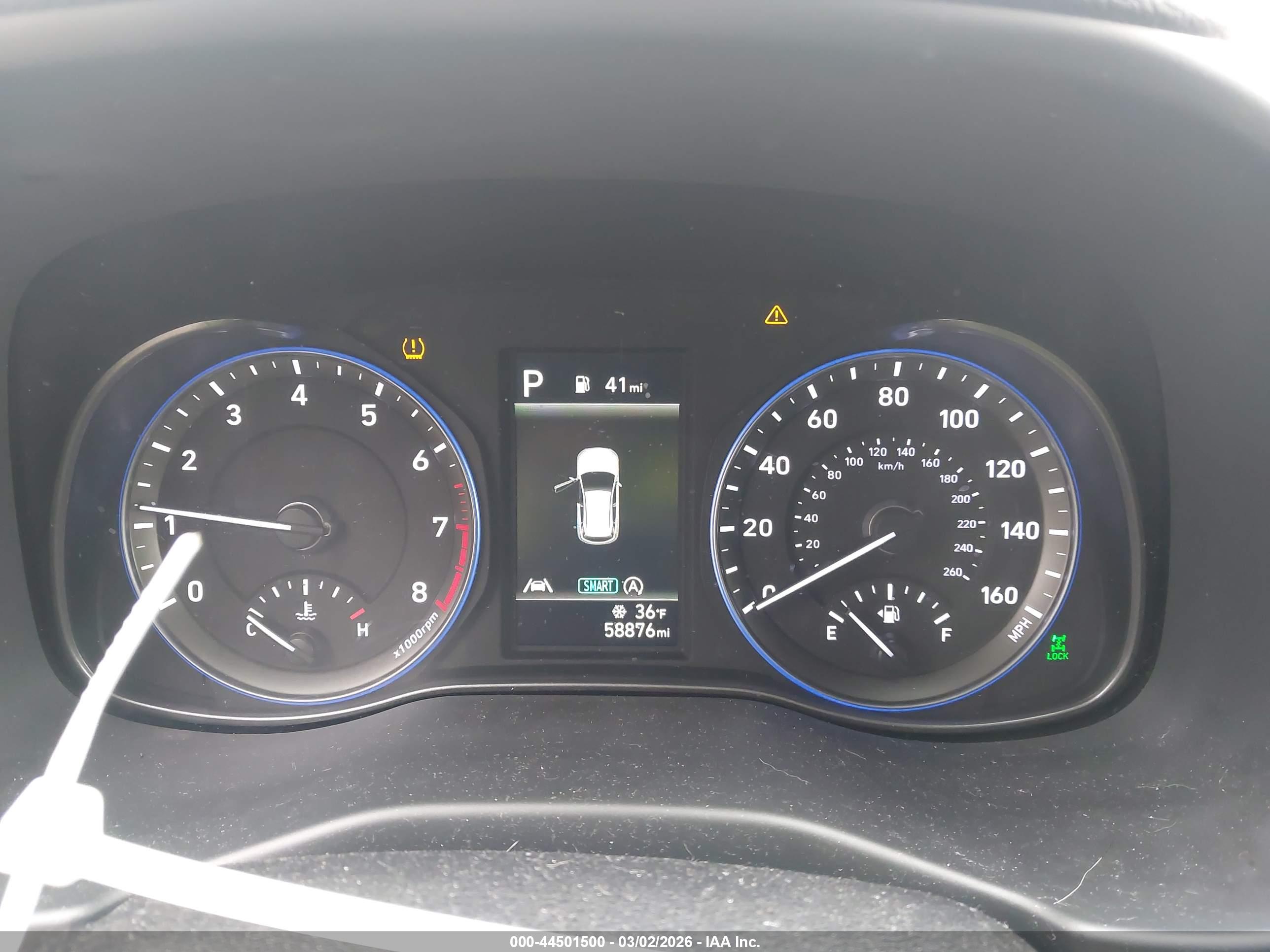 HYUNDAI KONA image 7