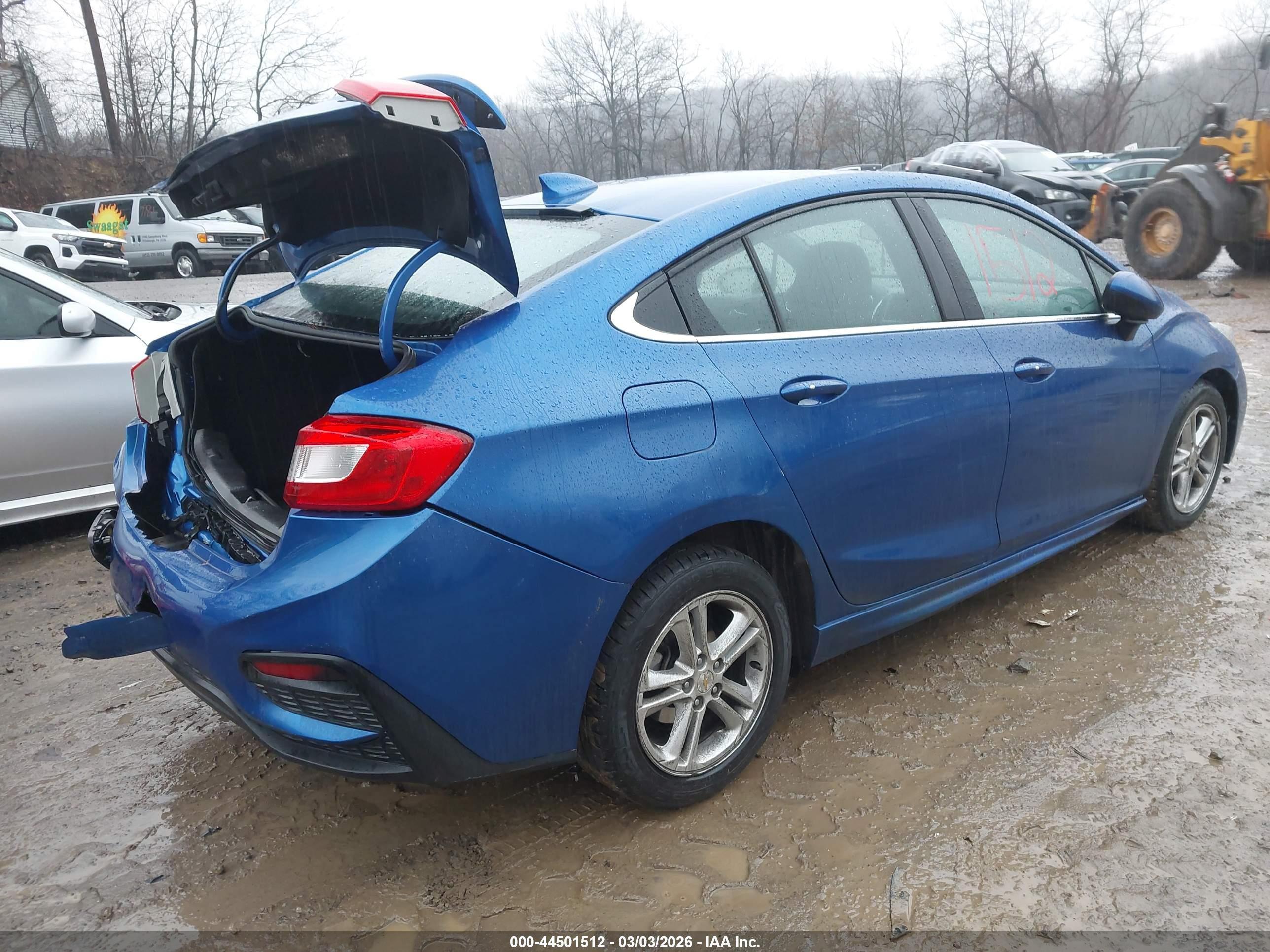 CHEVROLET CRUZE image 4