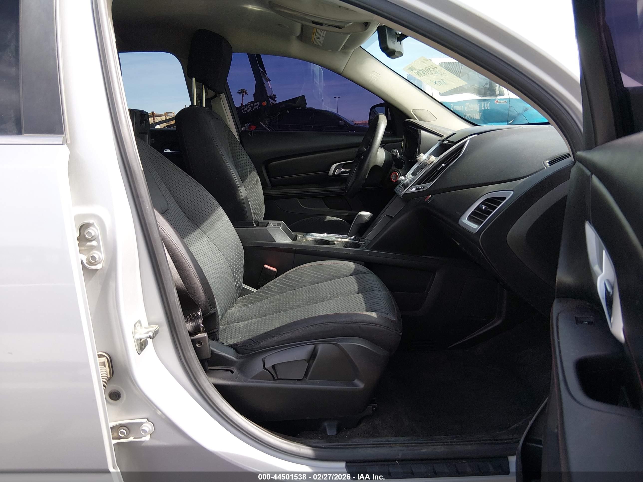 GMC TERRAIN image 5
