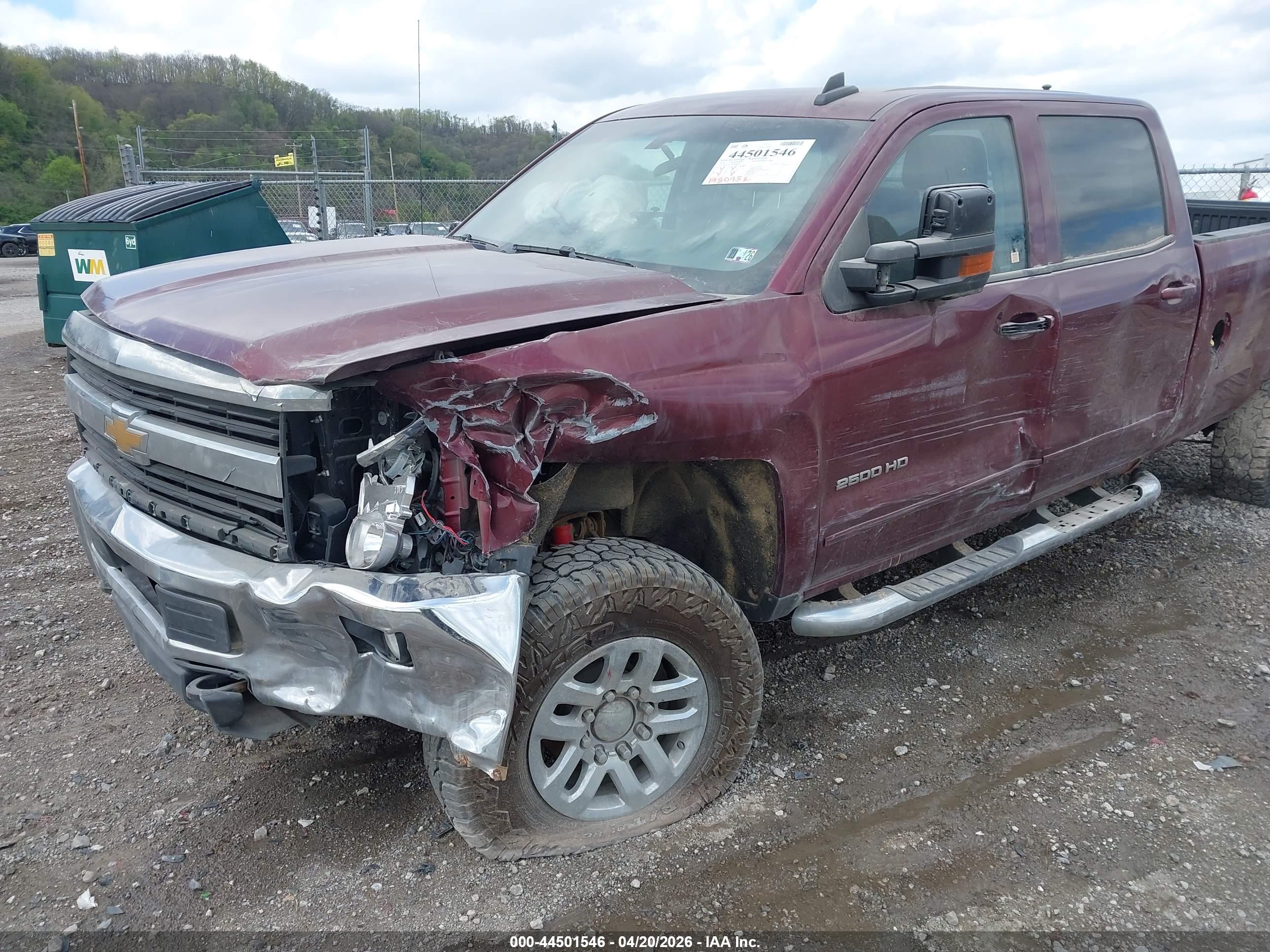 CHEVROLET SILVERADO image 6