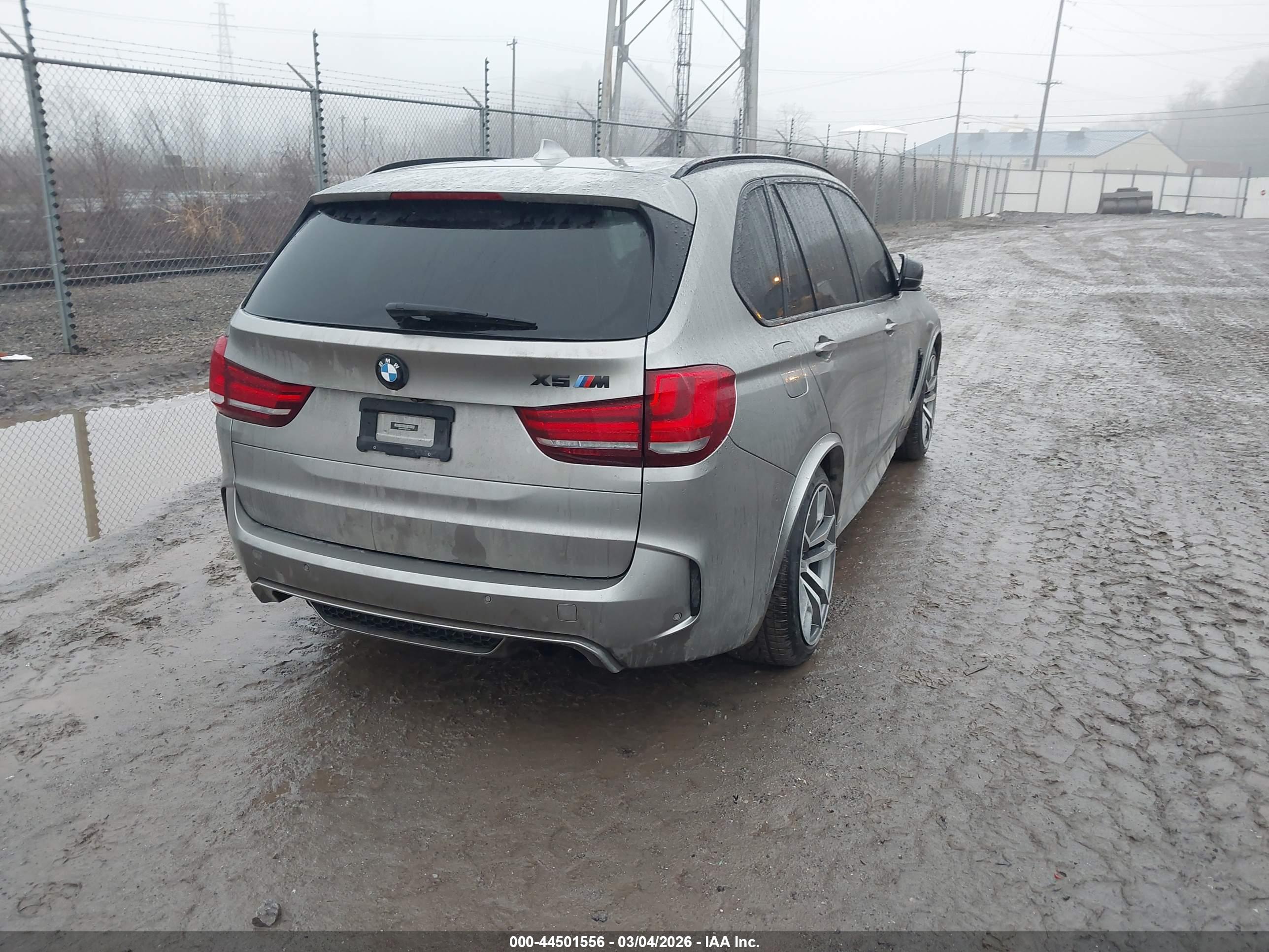 BMW X5 image 4
