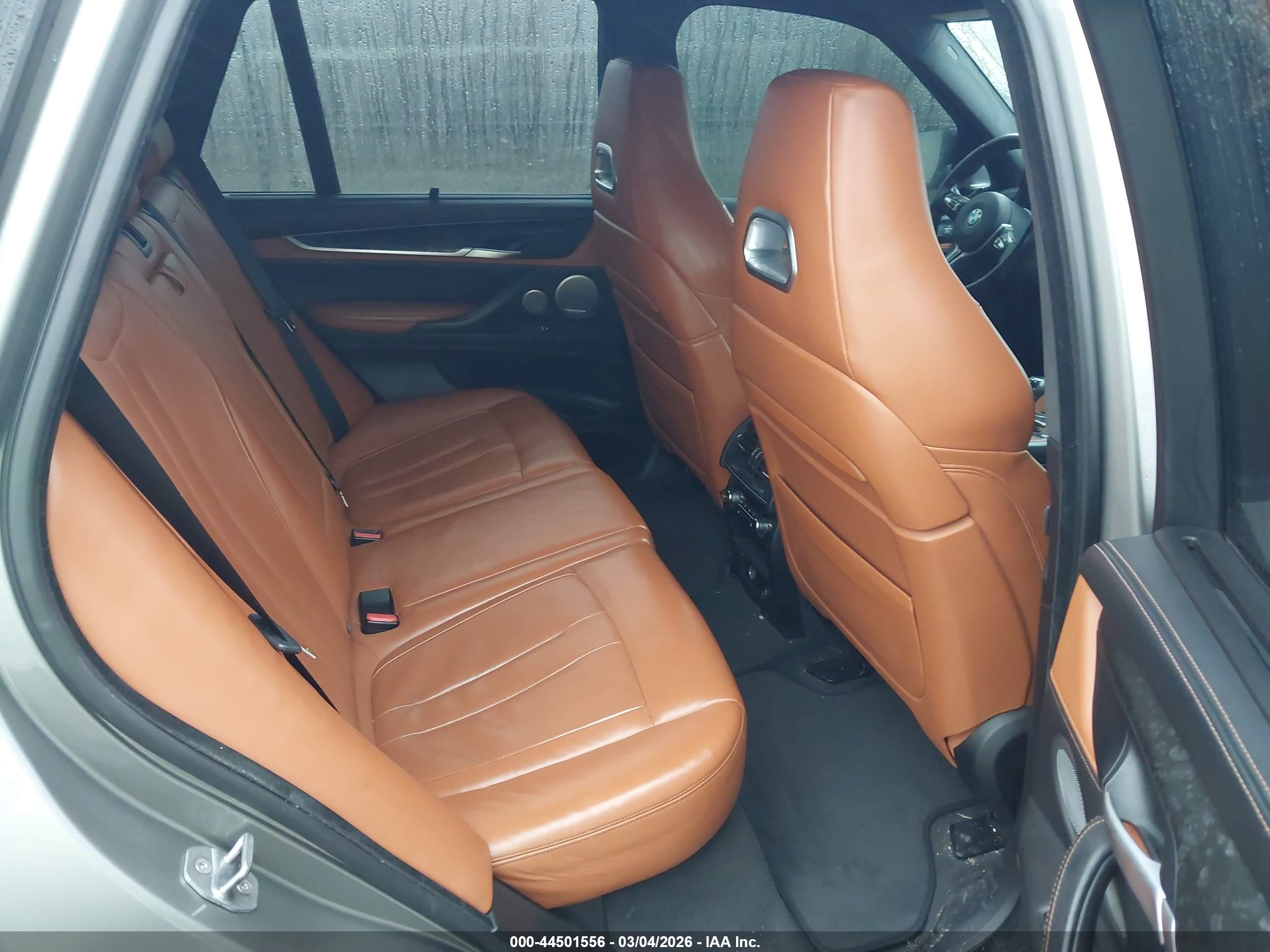 BMW X5 image 8