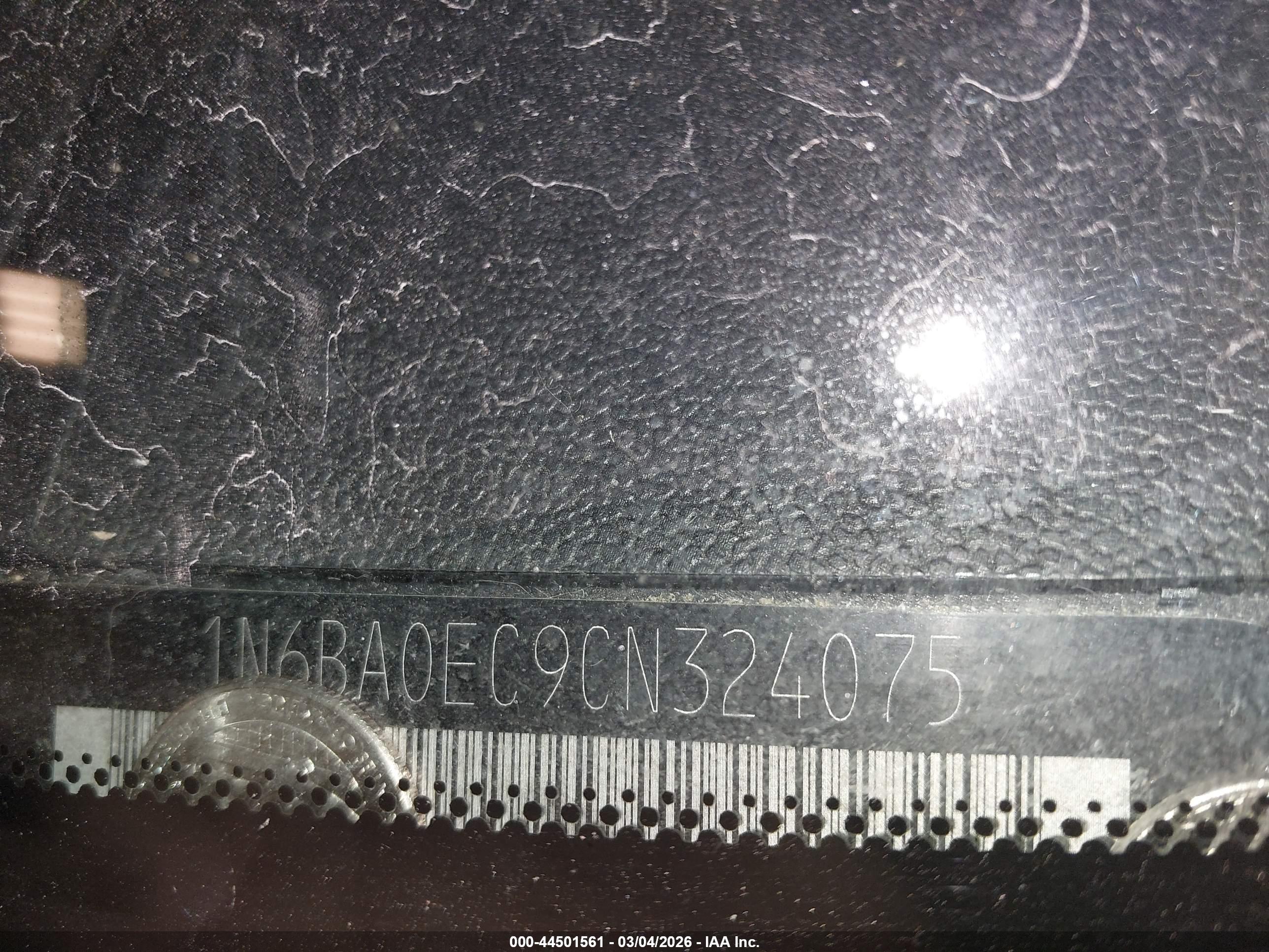 NISSAN TITAN image 9