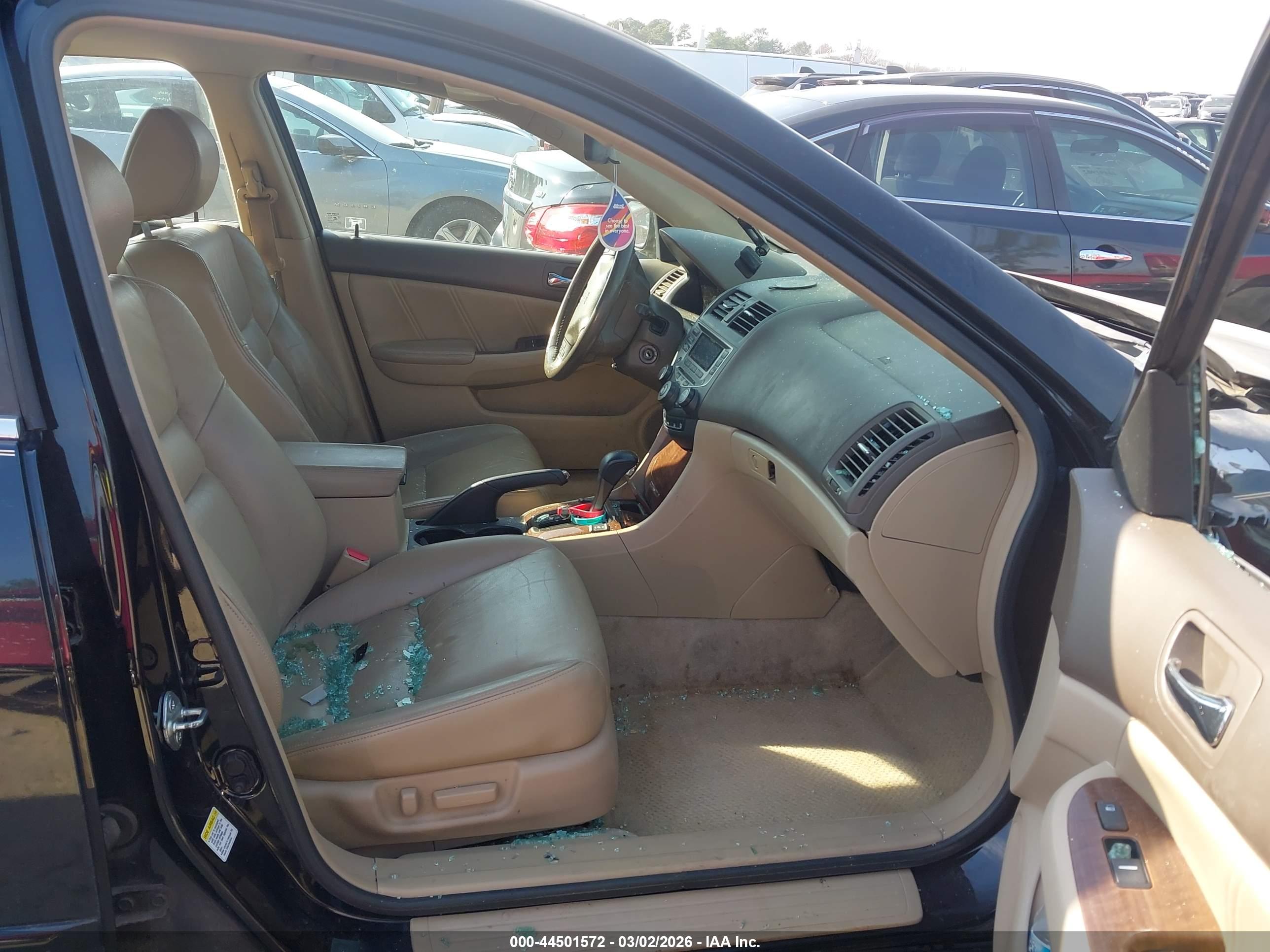 HONDA ACCORD image 5