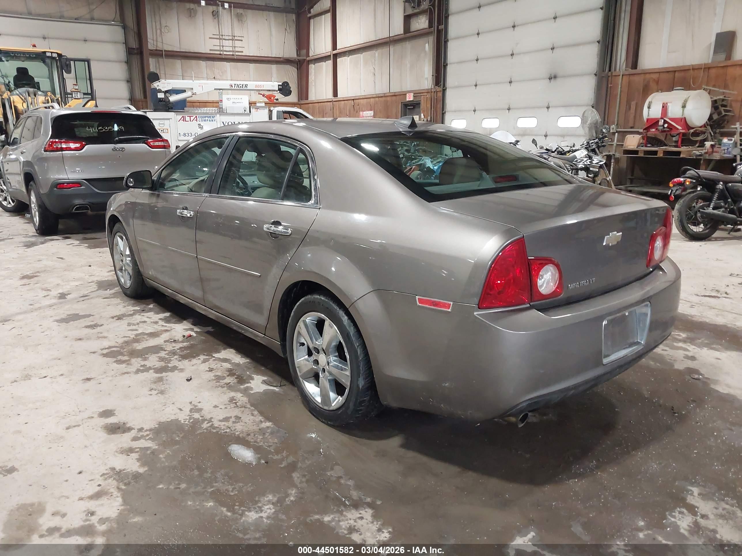 CHEVROLET MALIBU image 3