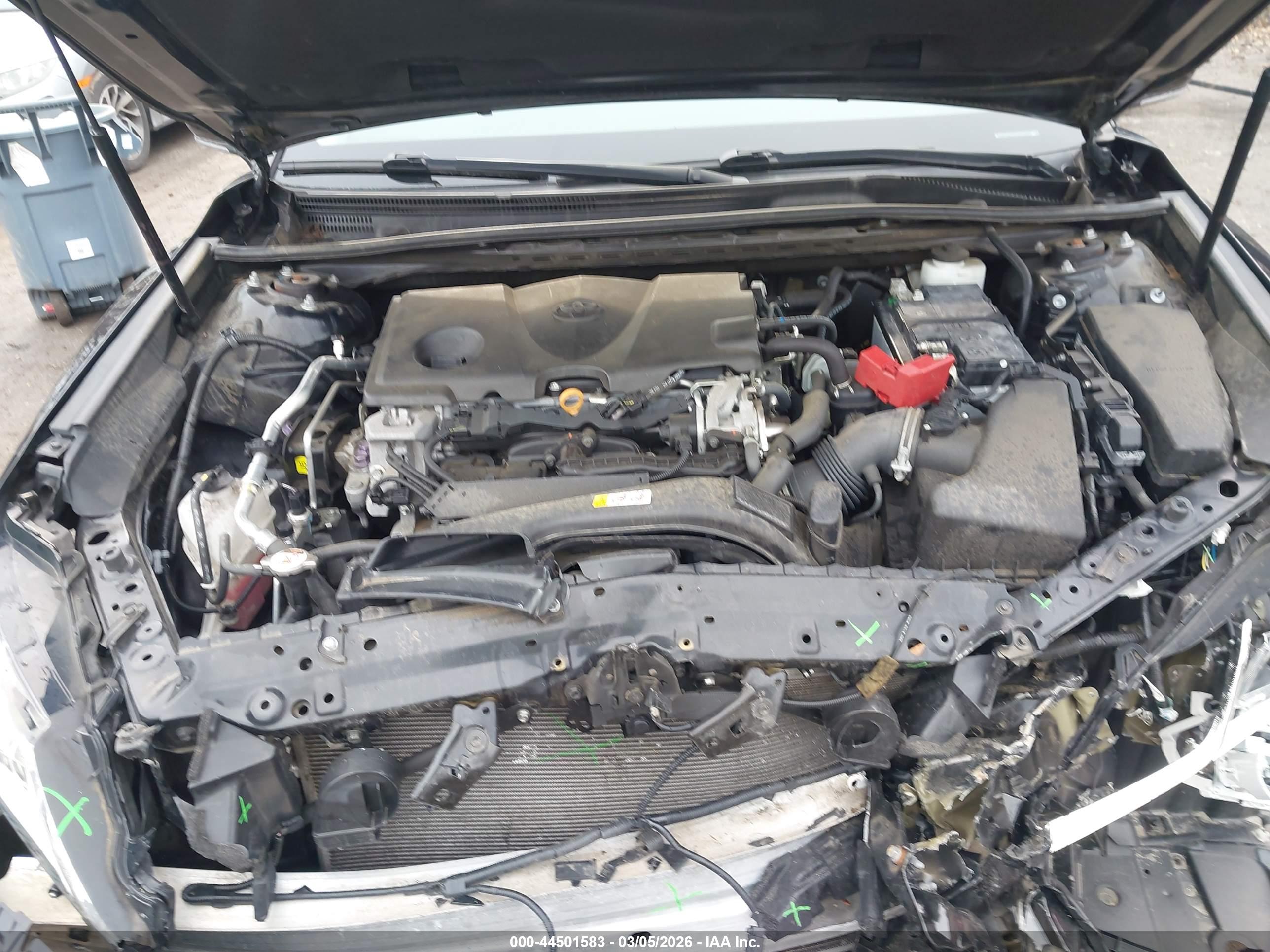 TOYOTA CAMRY image 10