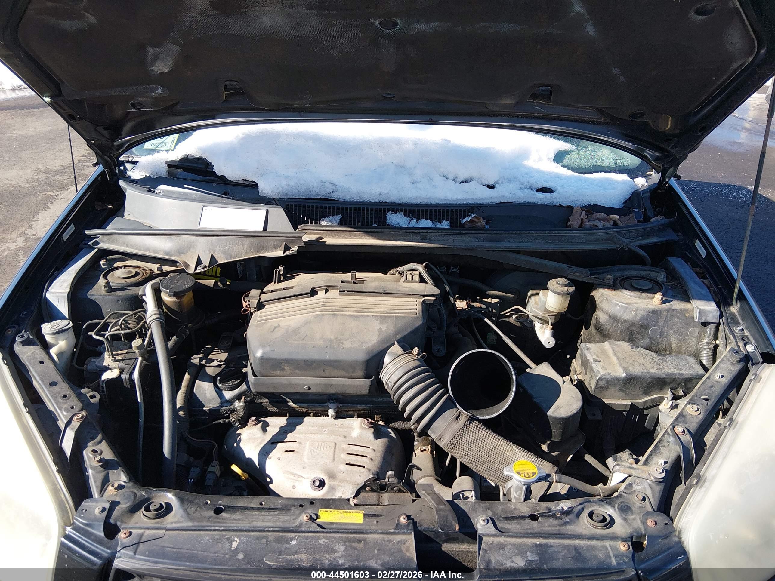 TOYOTA RAV4 image 10