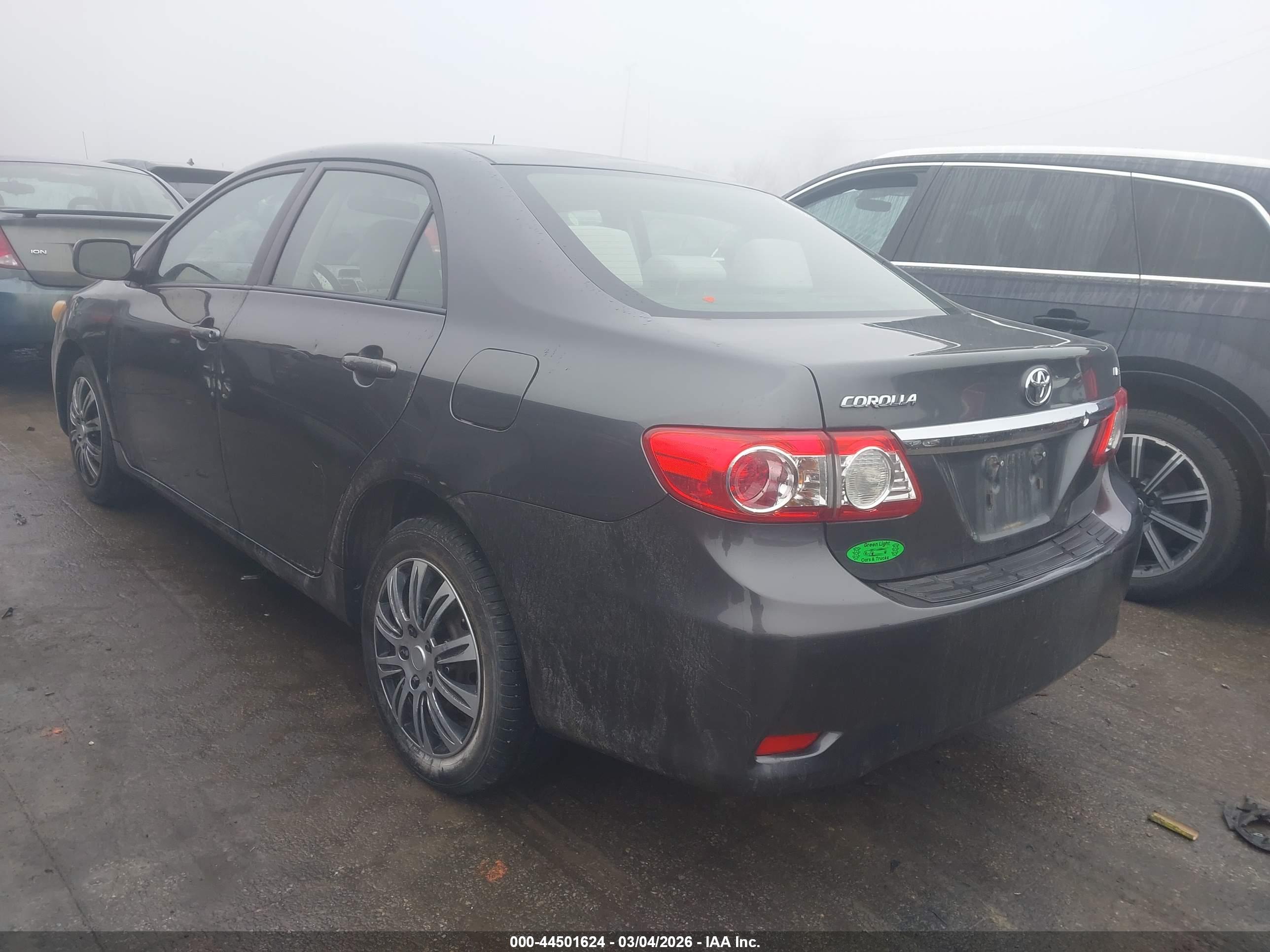 TOYOTA COROLLA image 3