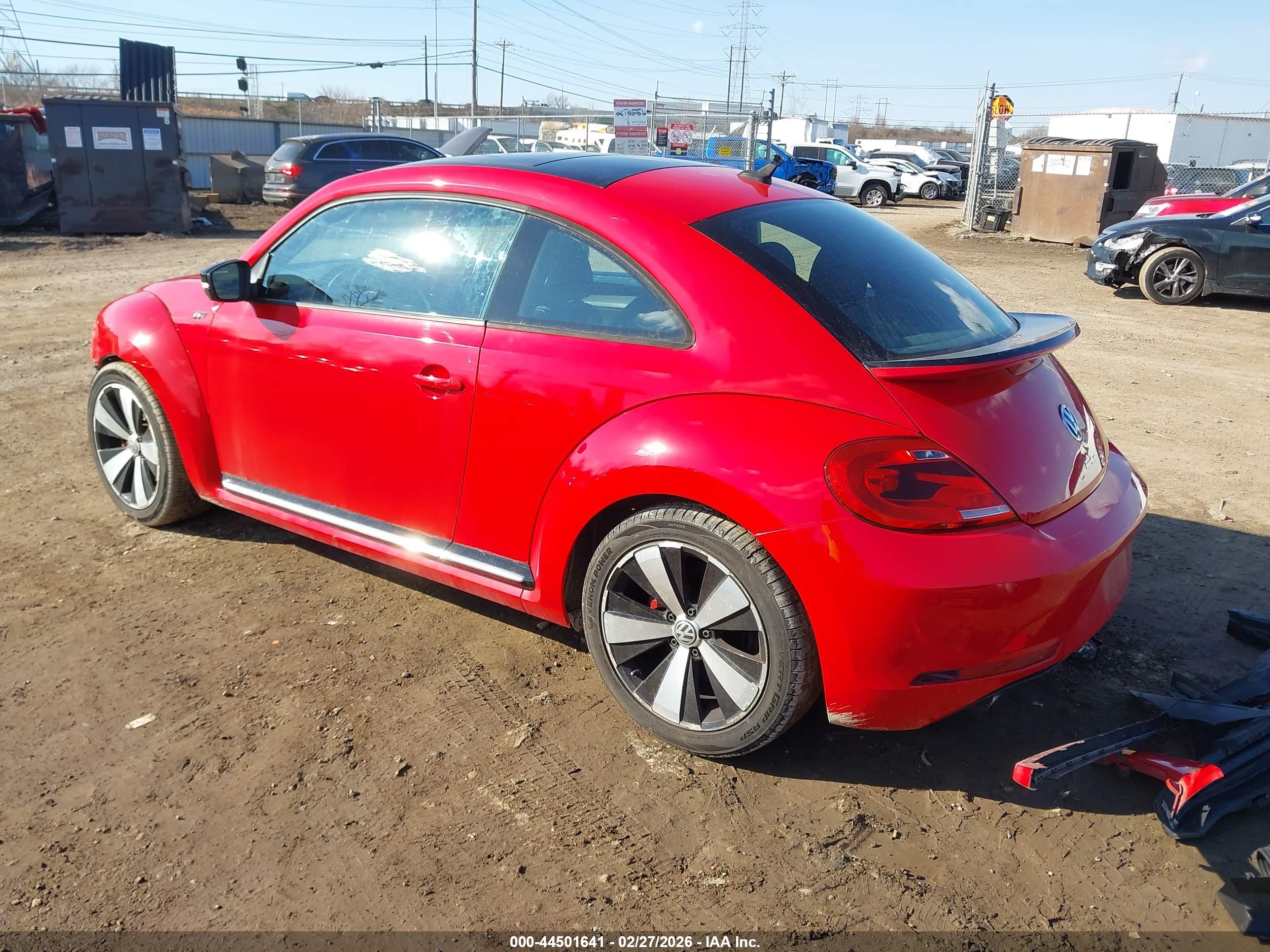 VOLKSWAGEN BEETLE image 3