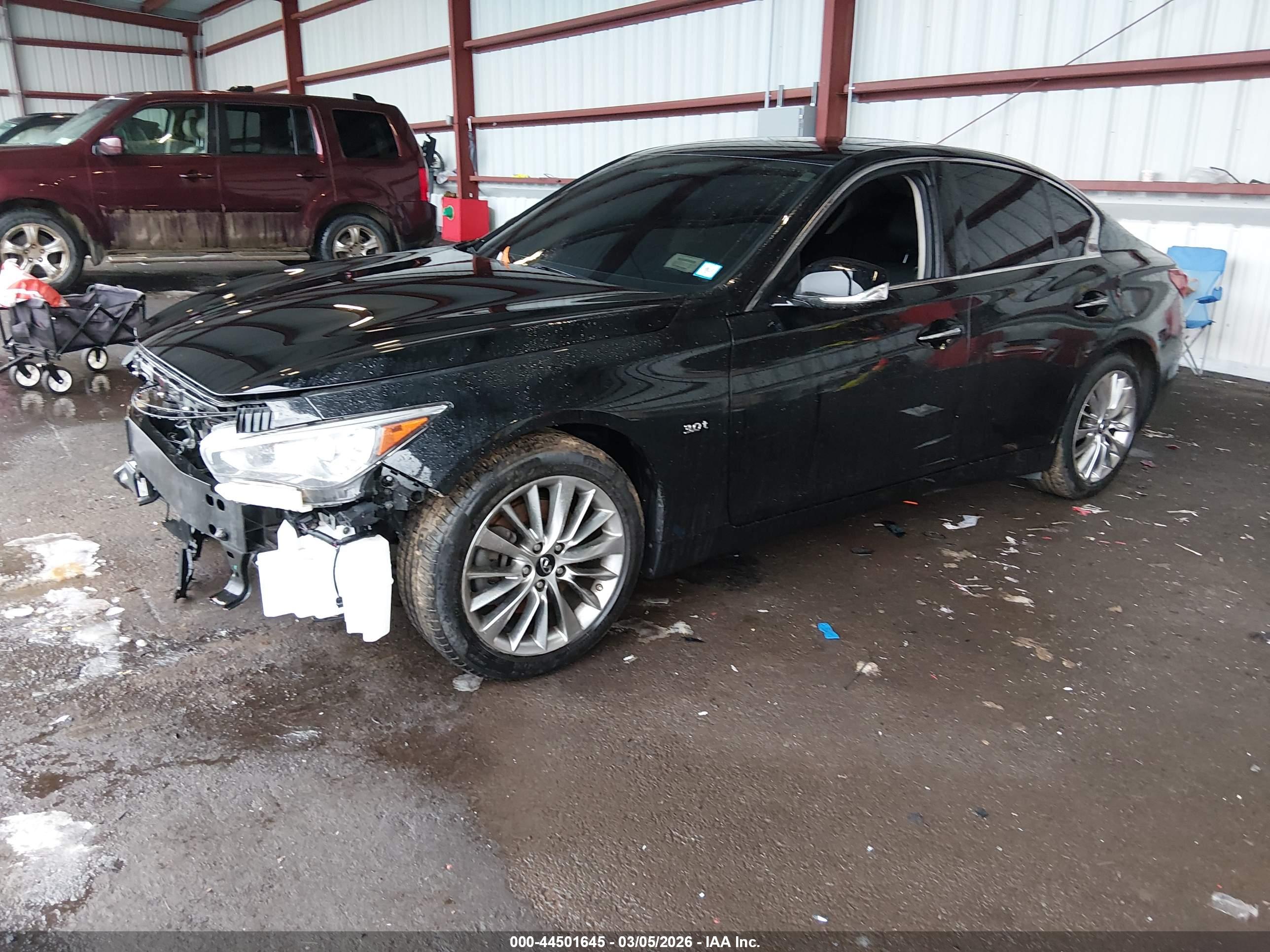 INFINITI Q50 image 2