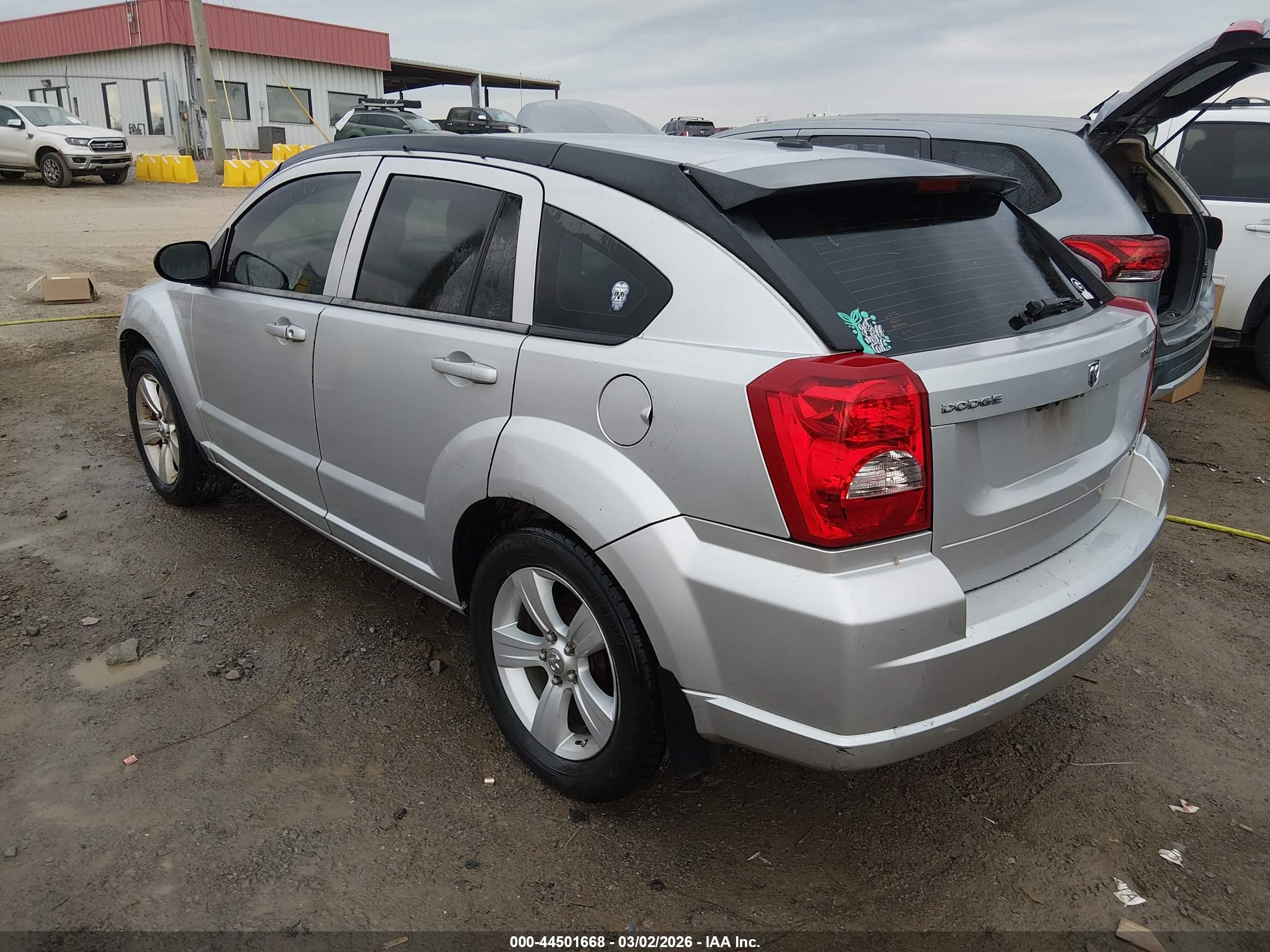 DODGE CALIBER image 3