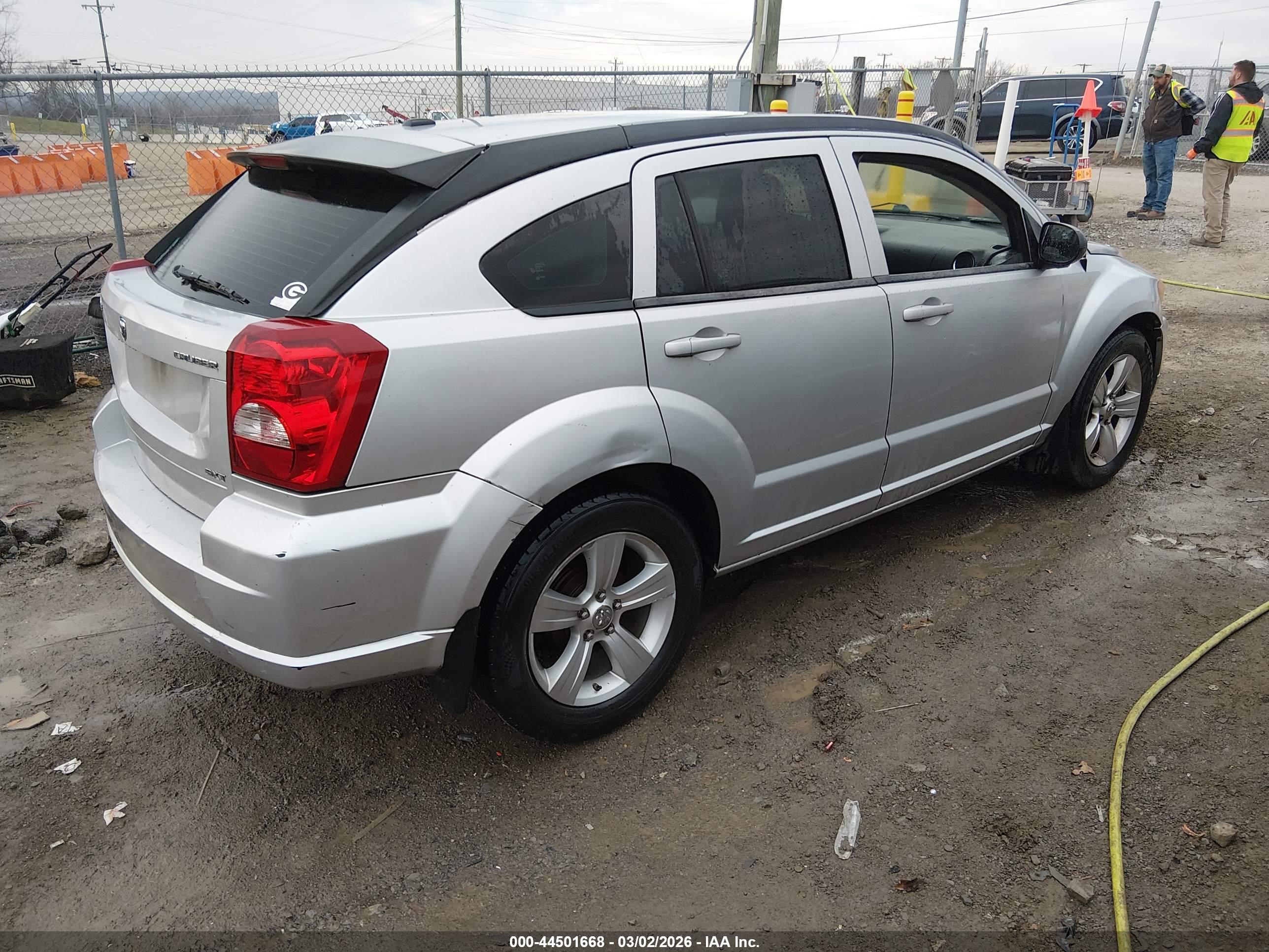 DODGE CALIBER image 4