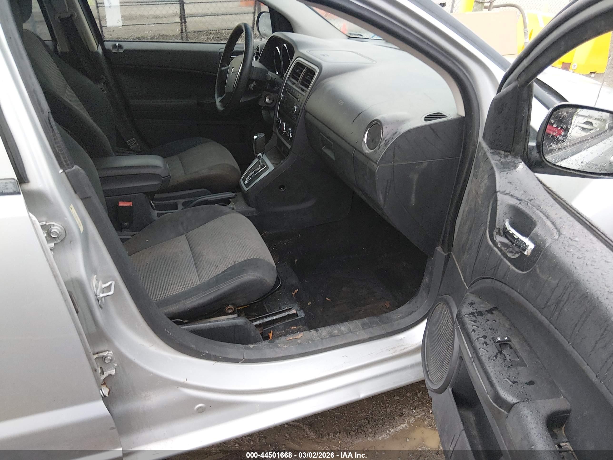 DODGE CALIBER image 5