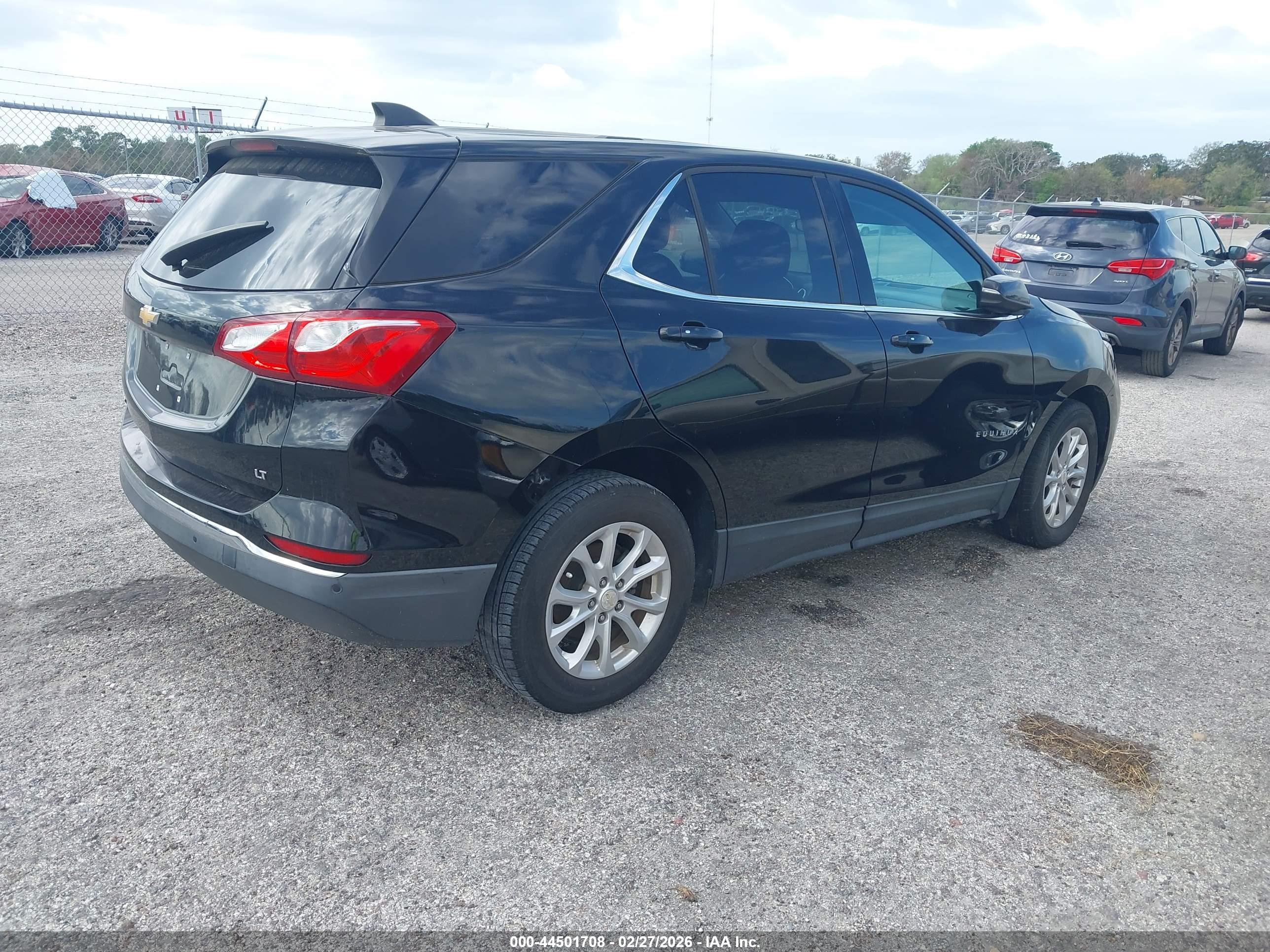 CHEVROLET EQUINOX image 4