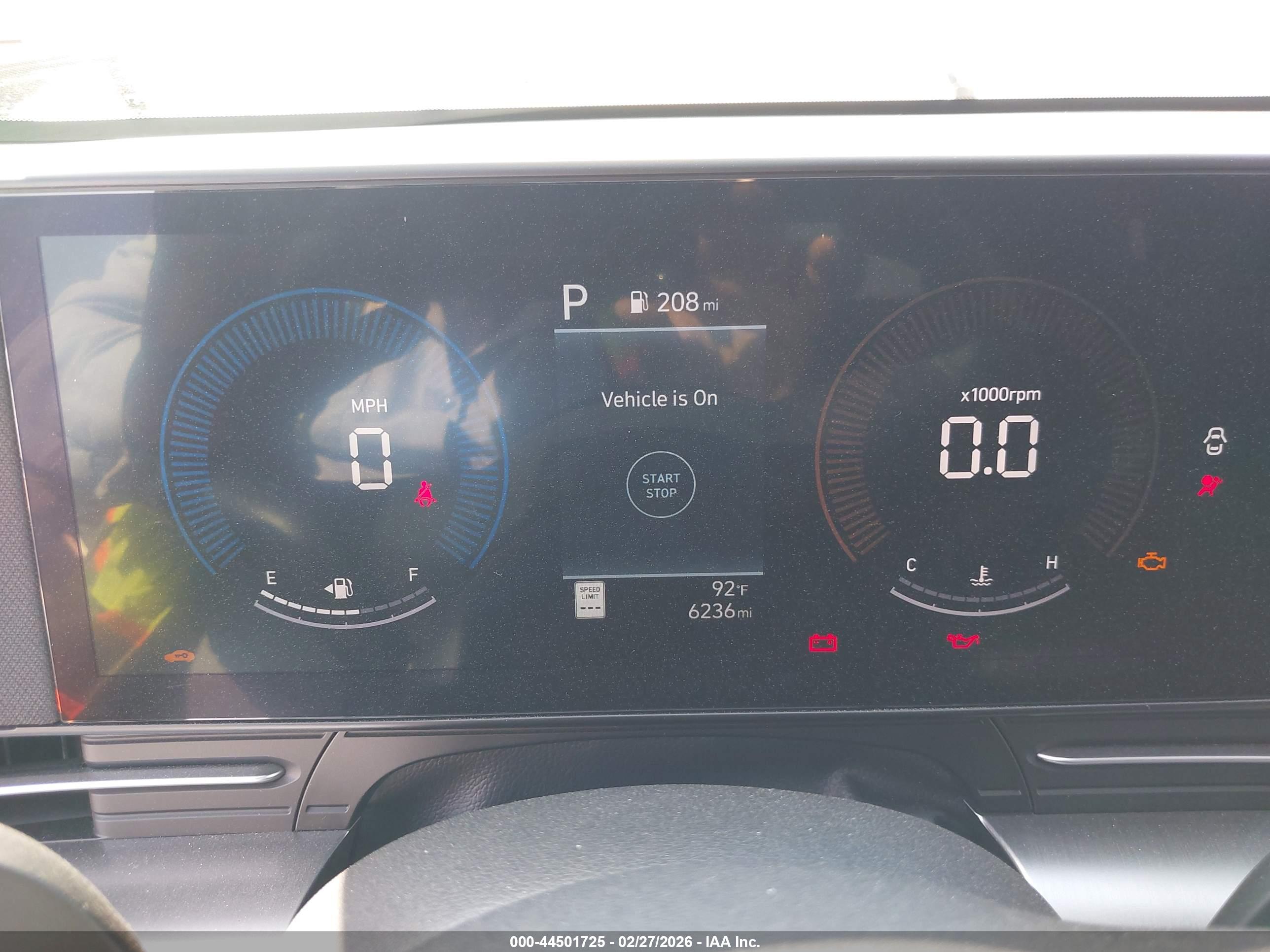 HYUNDAI KONA image 7