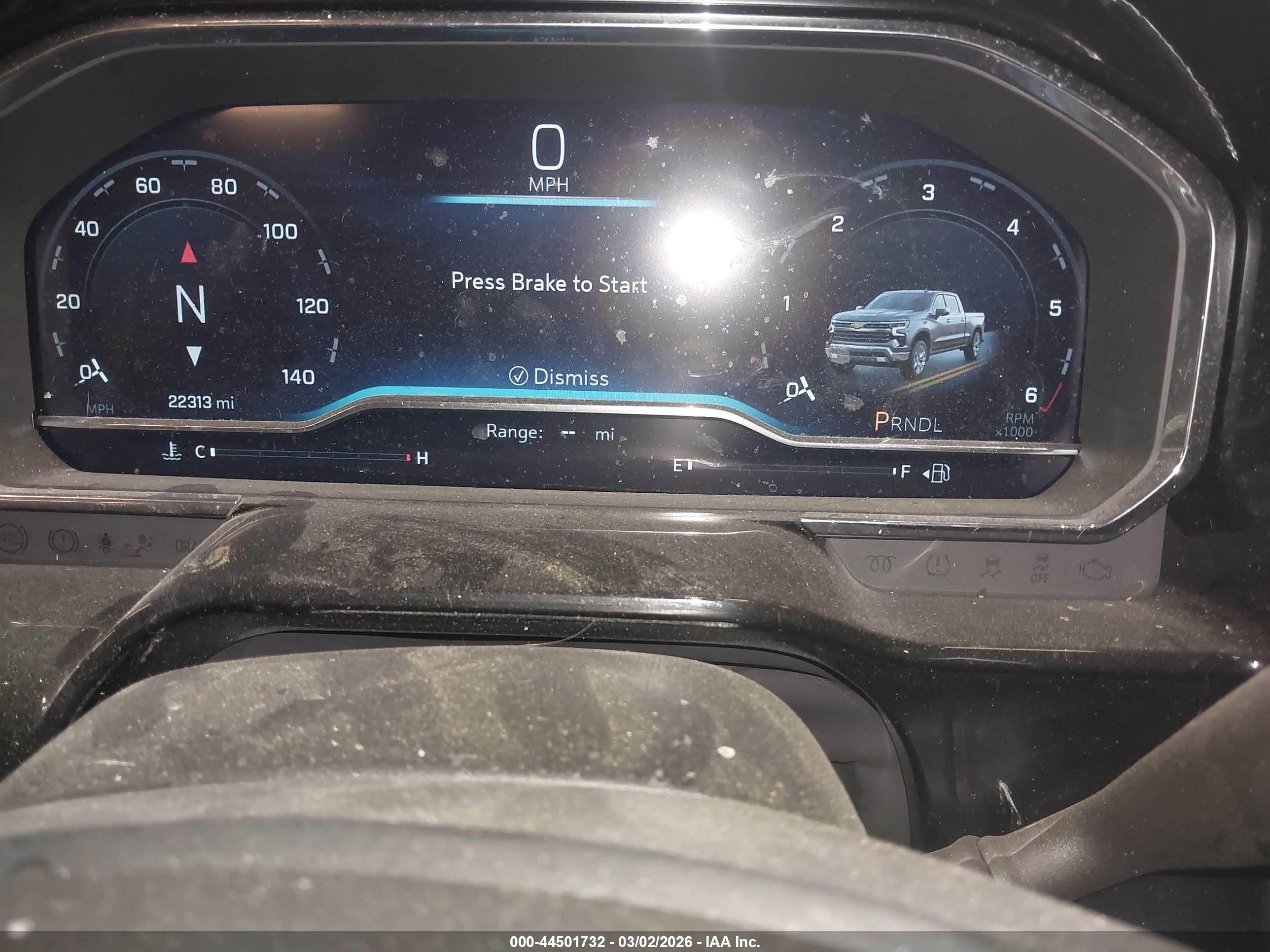 CHEVROLET SILVERADO image 7