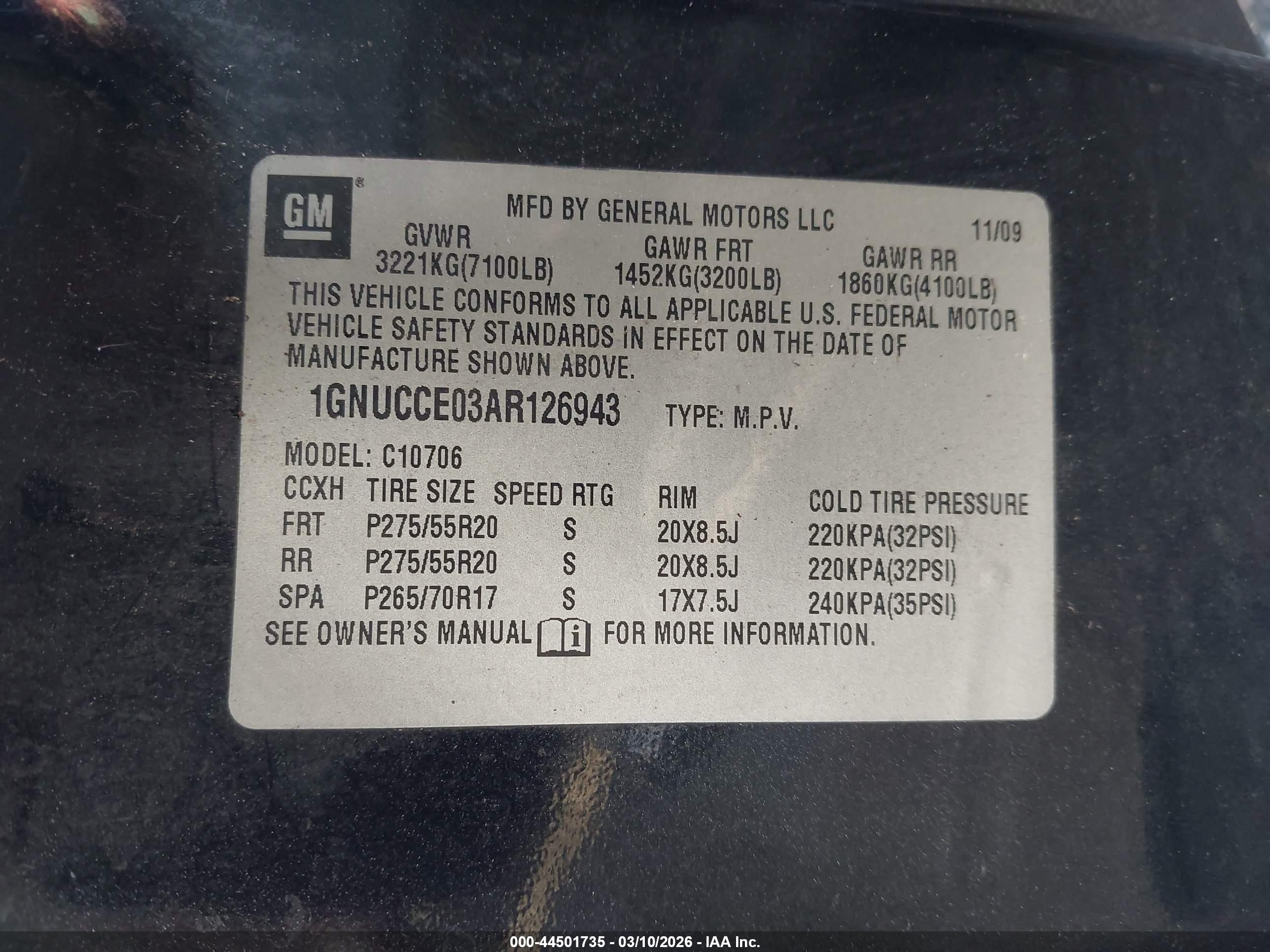 CHEVROLET TAHOE image 9