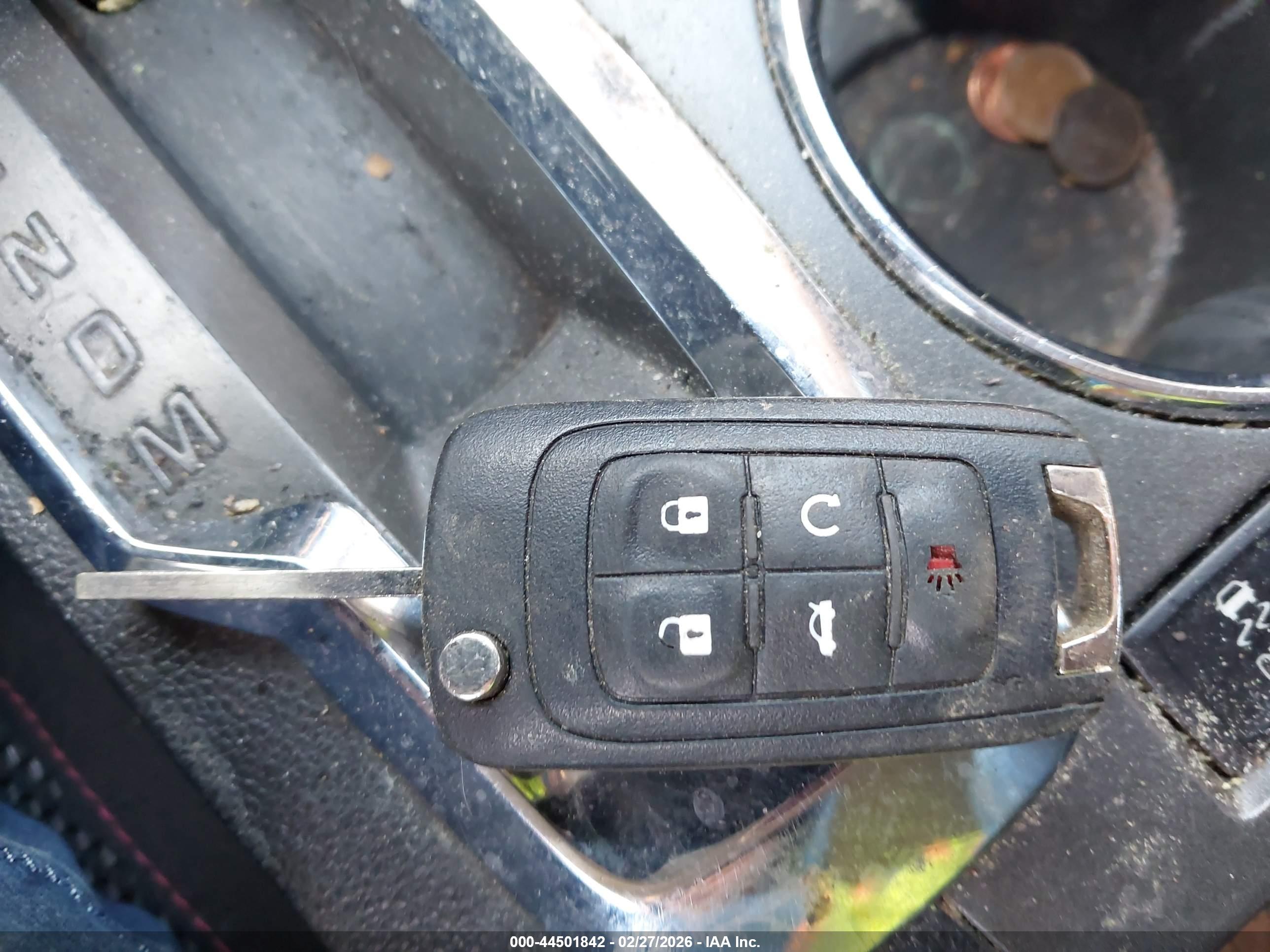 CHEVROLET EQUINOX image 11