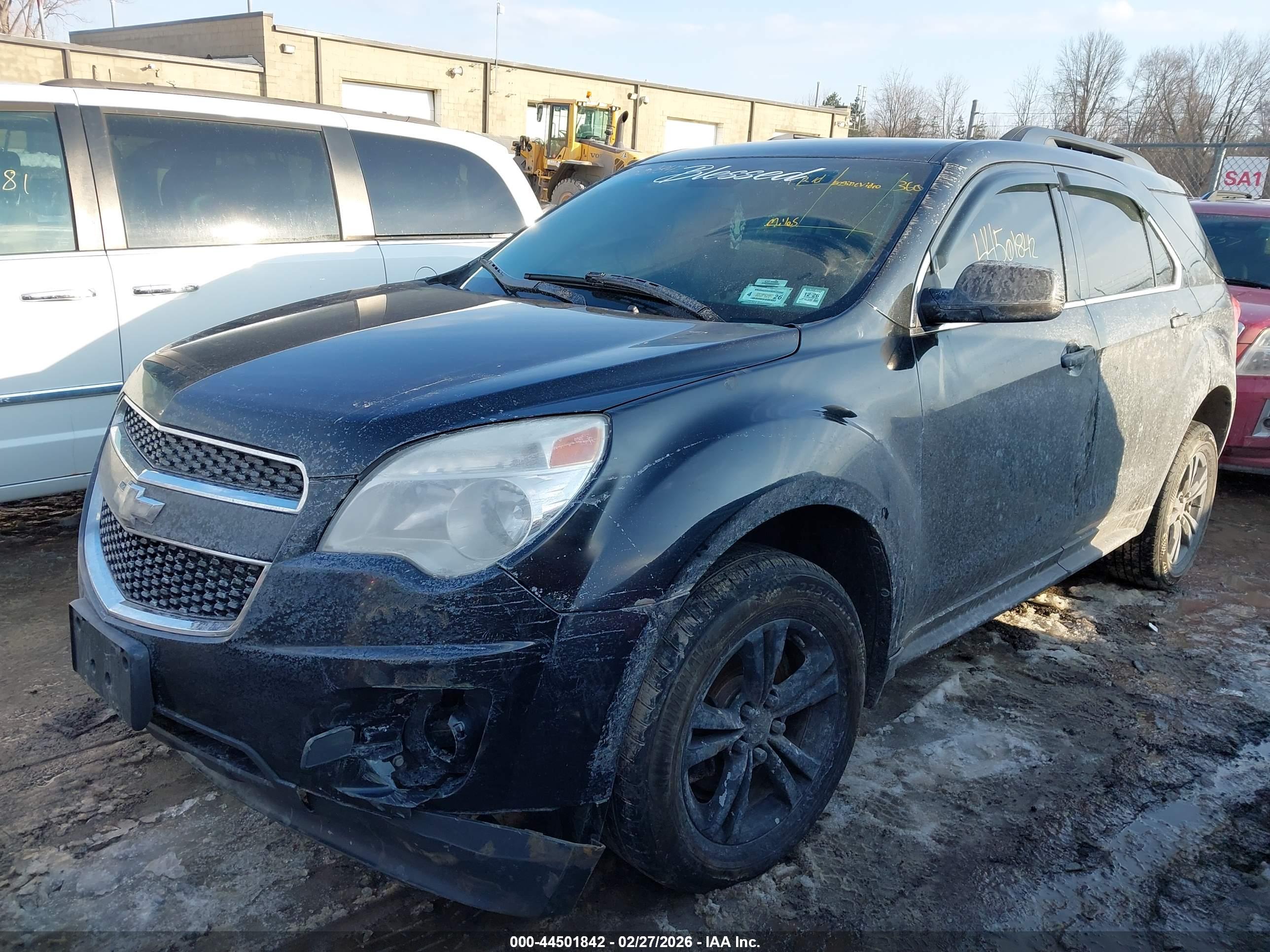 CHEVROLET EQUINOX image 2