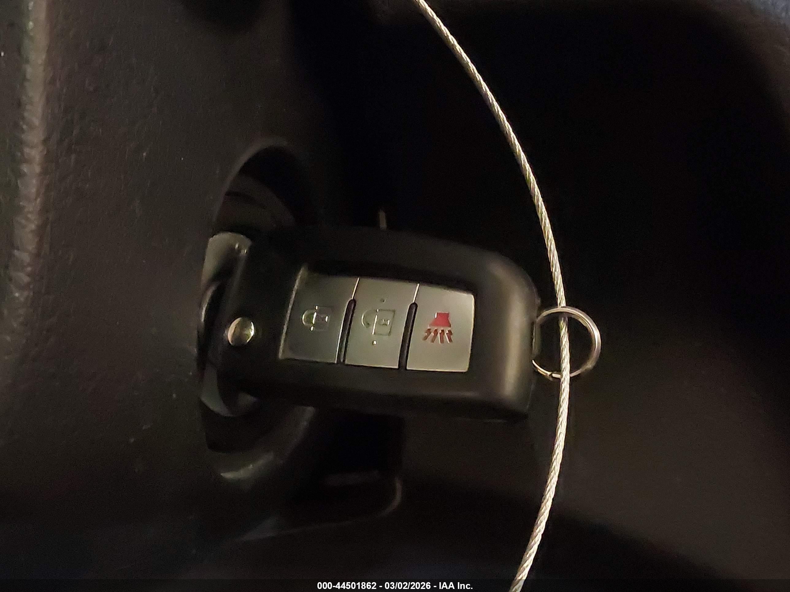 NISSAN ROGUE image 11