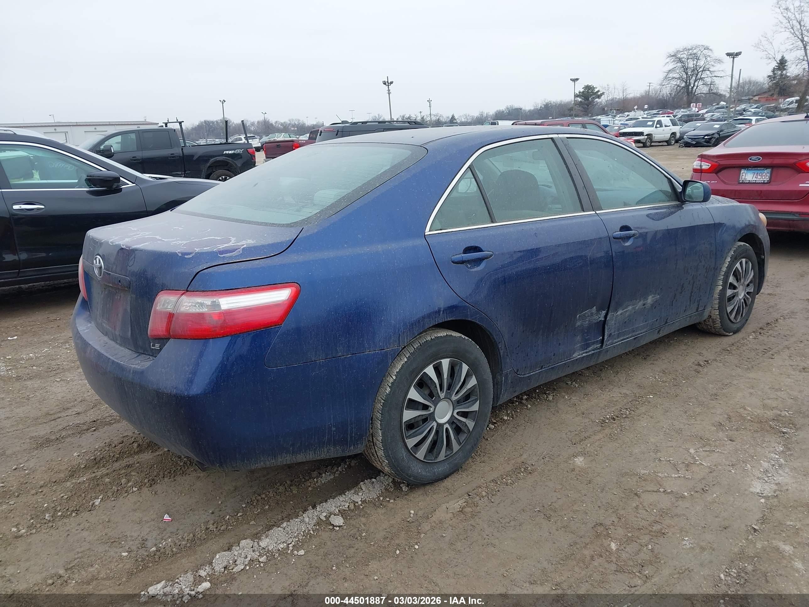 TOYOTA CAMRY image 4