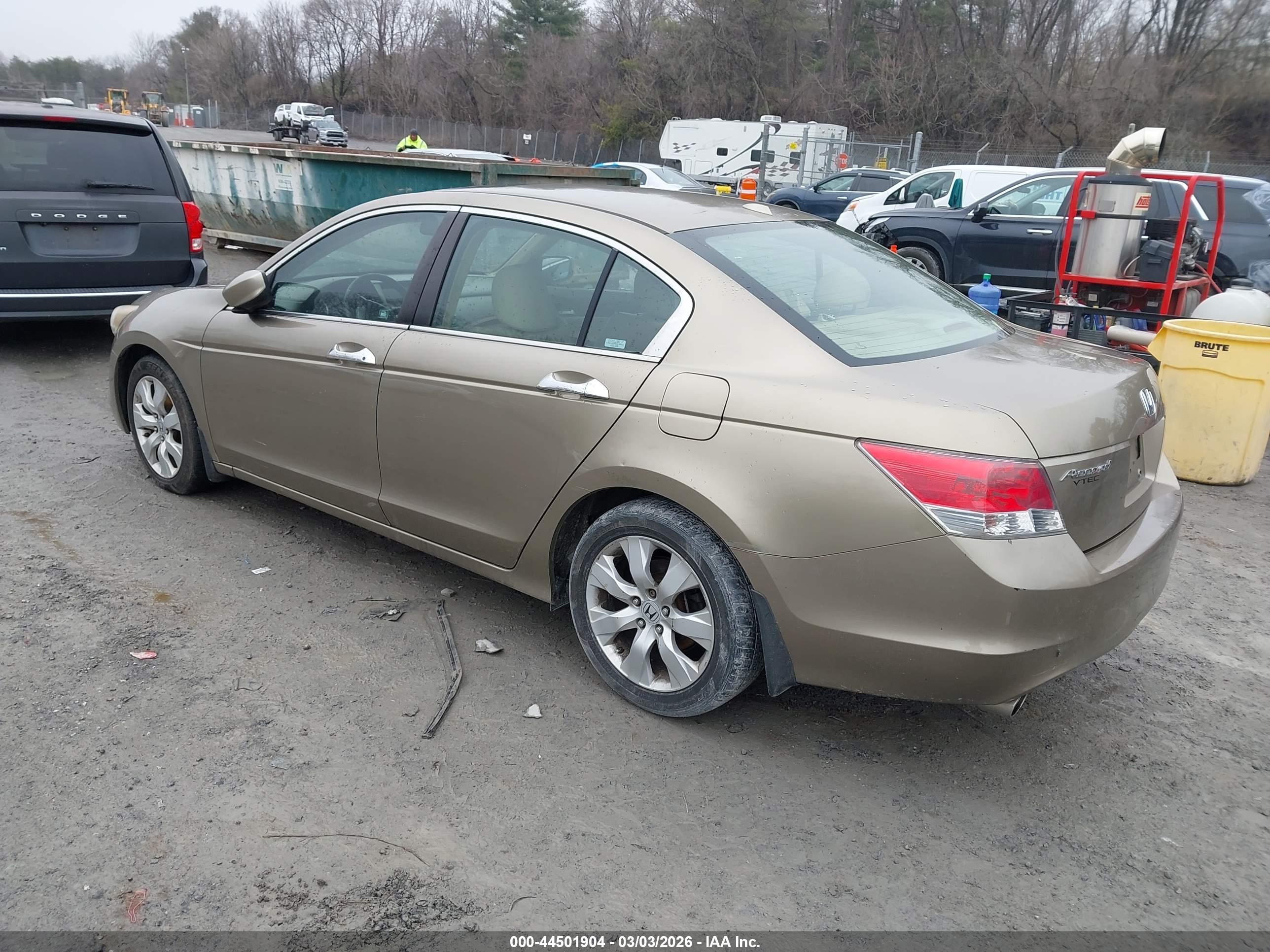HONDA ACCORD image 3