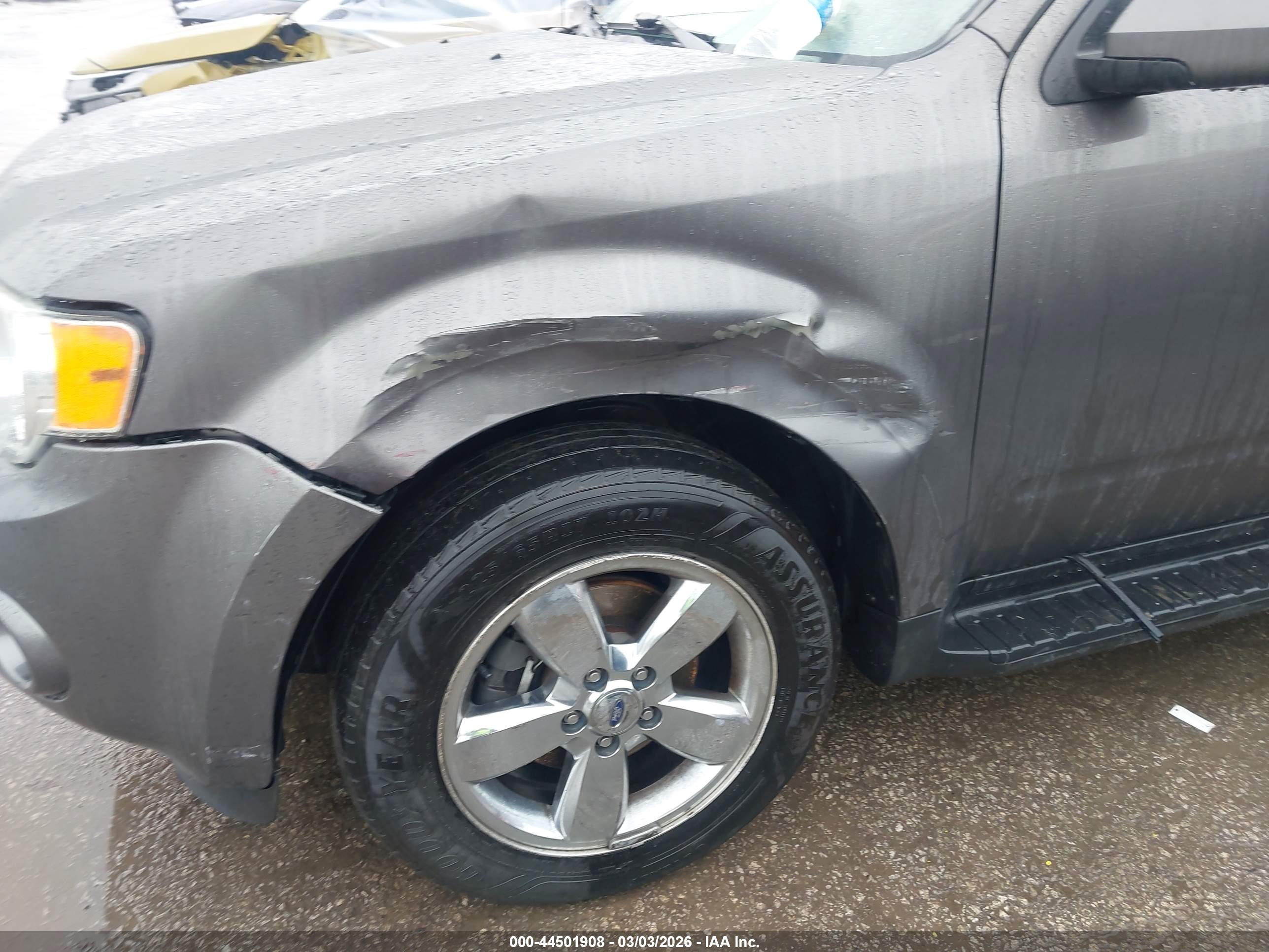 FORD ESCAPE image 6
