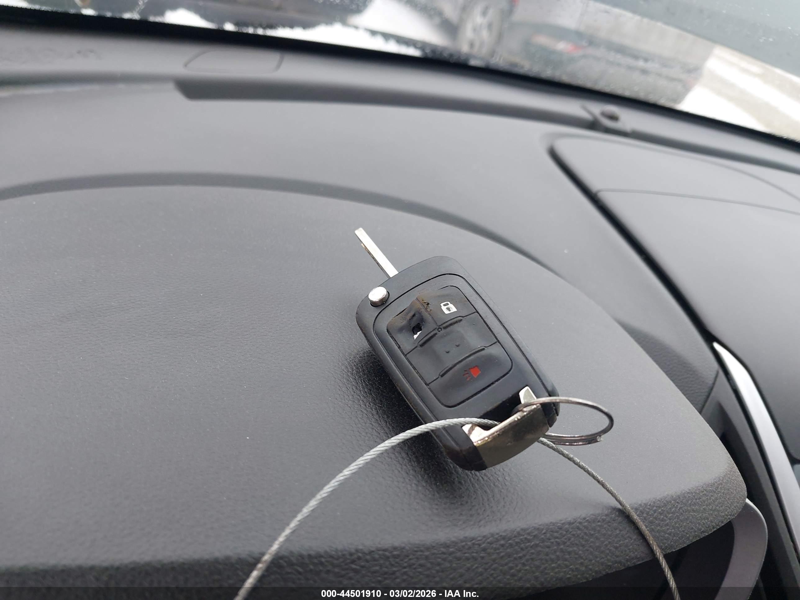 CHEVROLET EQUINOX image 11