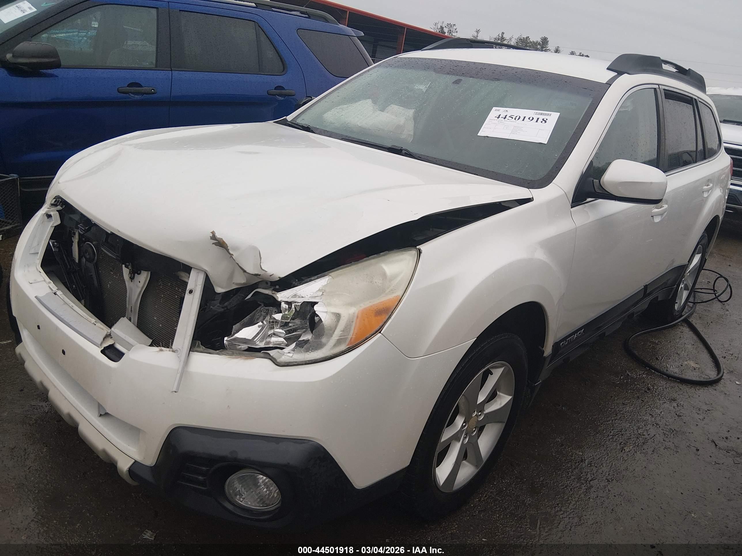 SUBARU OUTBACK image 2