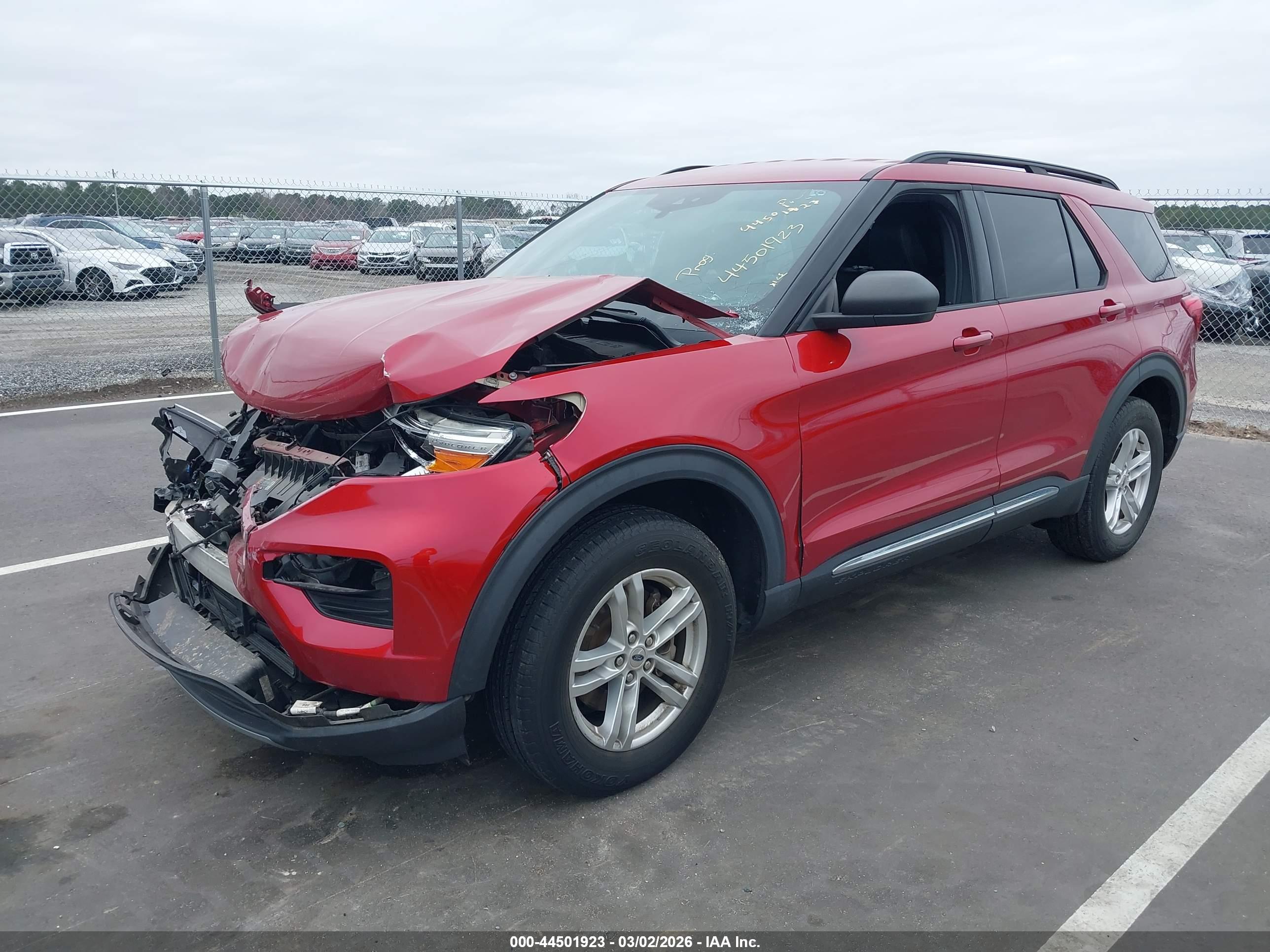 FORD EXPLORER image 2