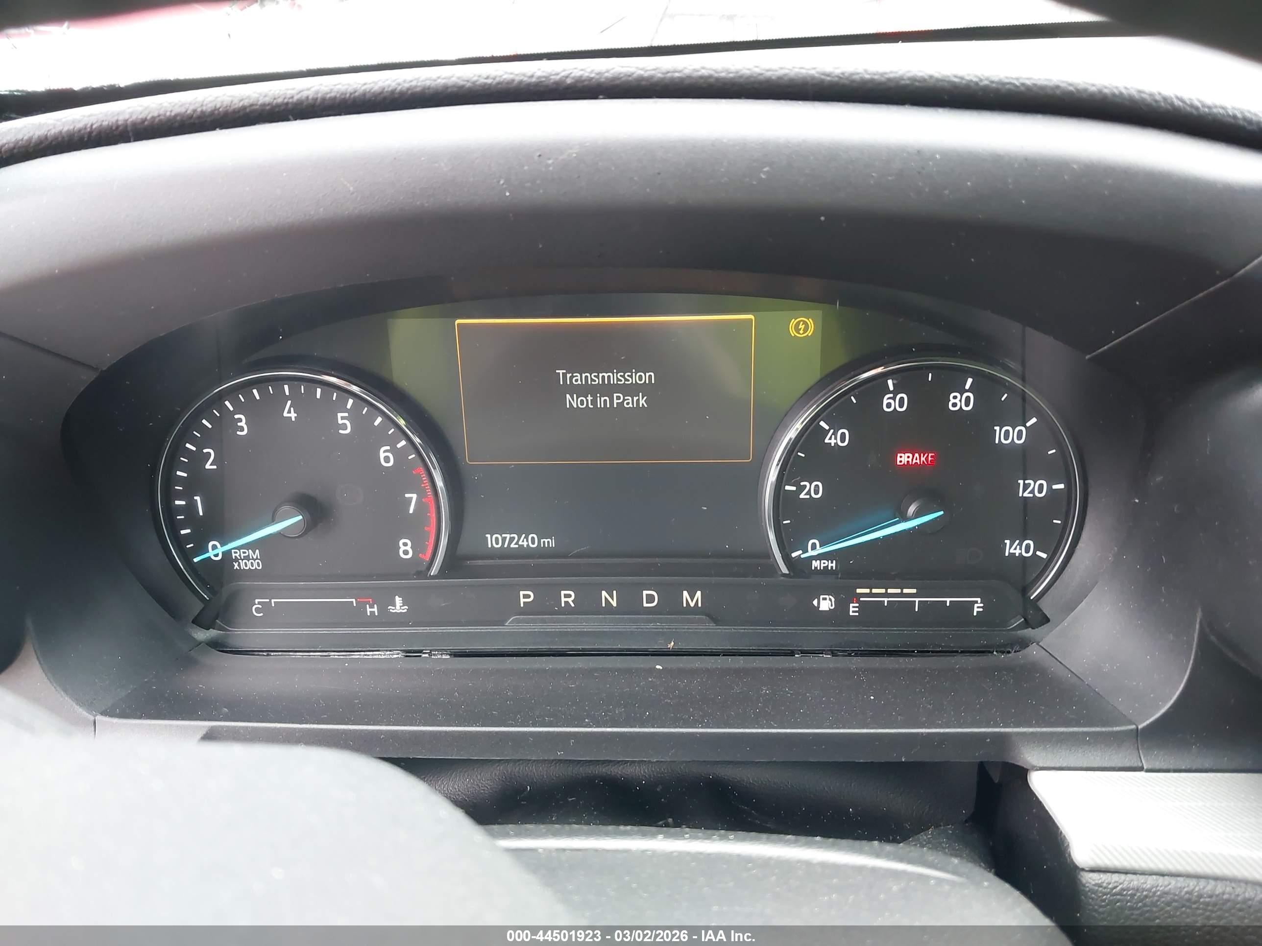 FORD EXPLORER image 7