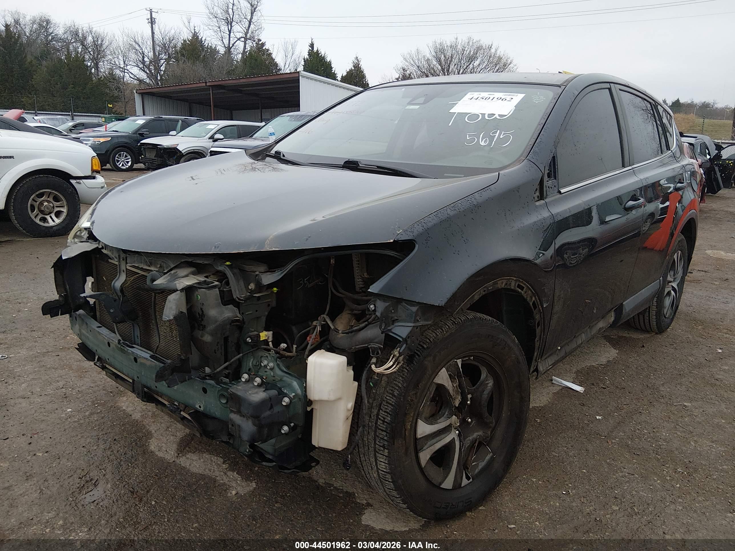 TOYOTA RAV4 image 2