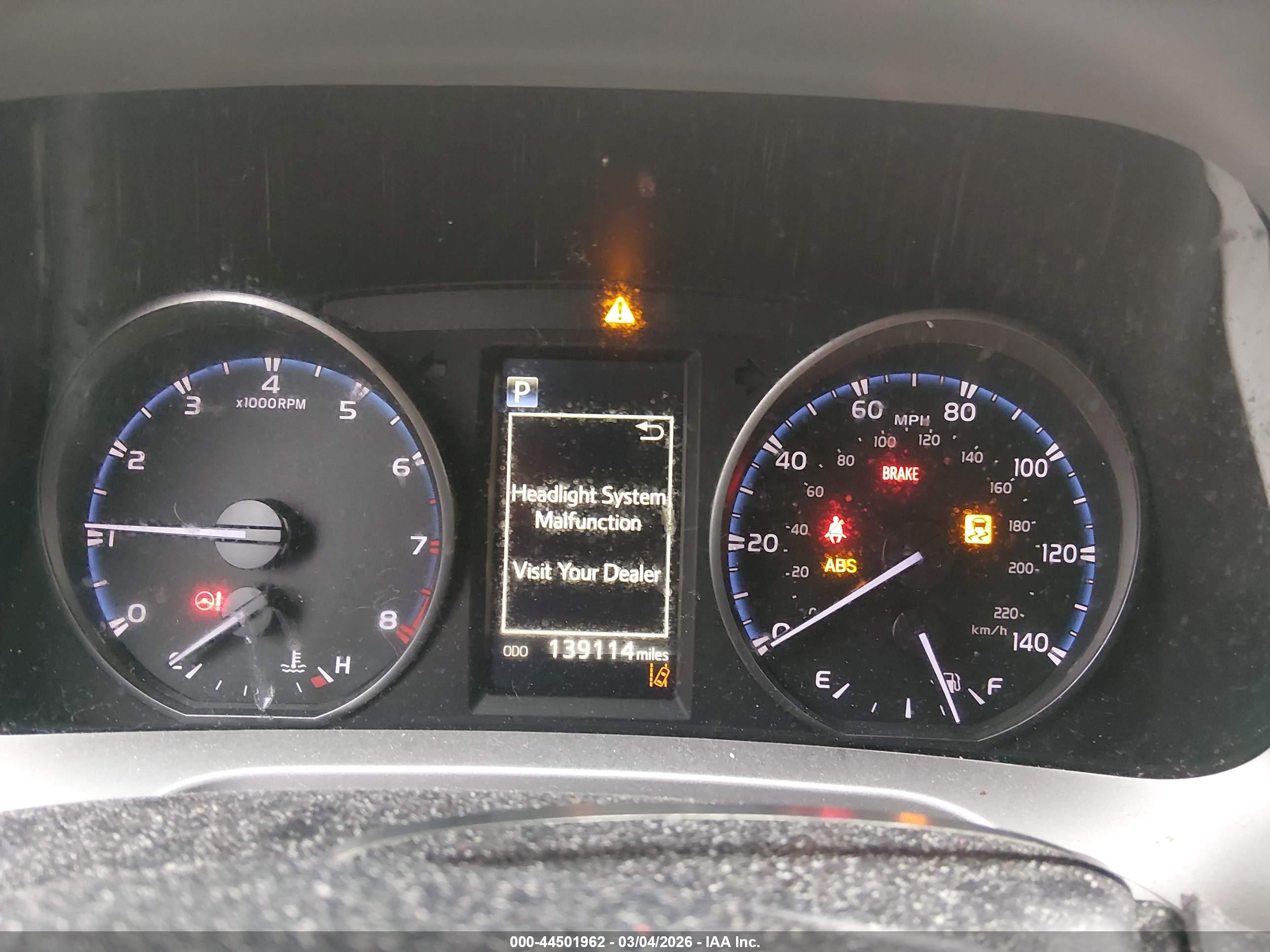 TOYOTA RAV4 image 7