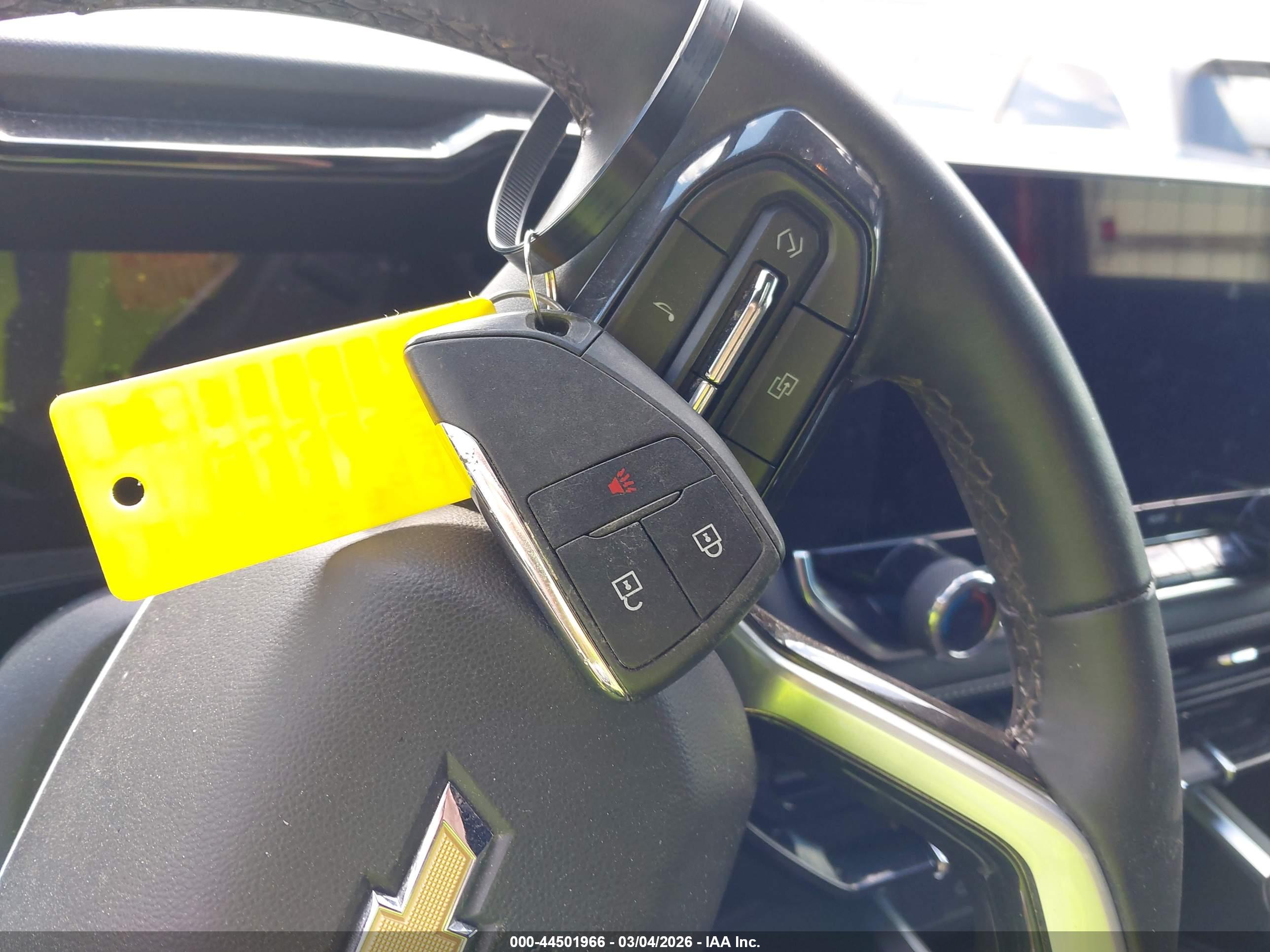 CHEVROLET COLORADO image 11