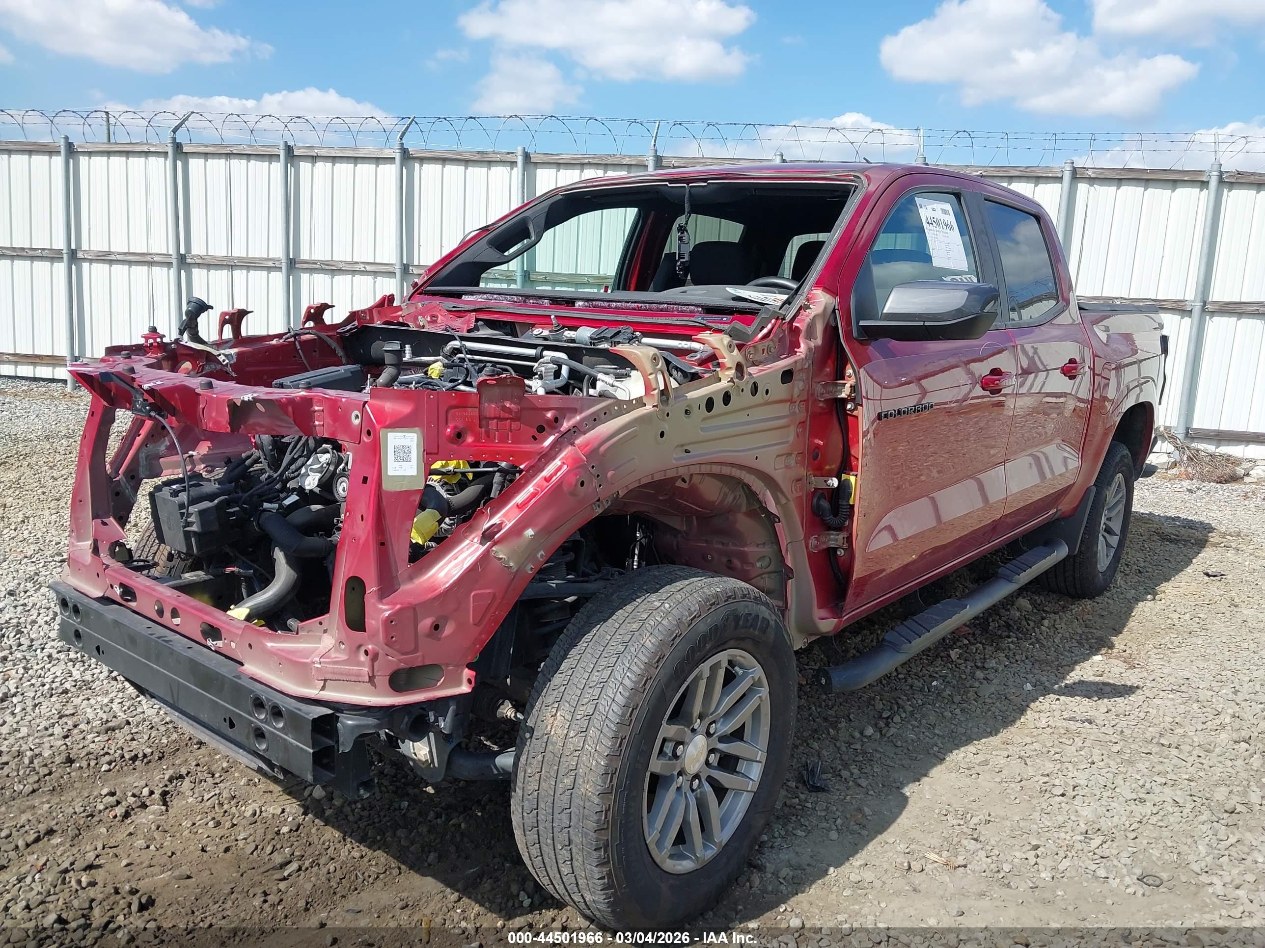 CHEVROLET COLORADO image 6