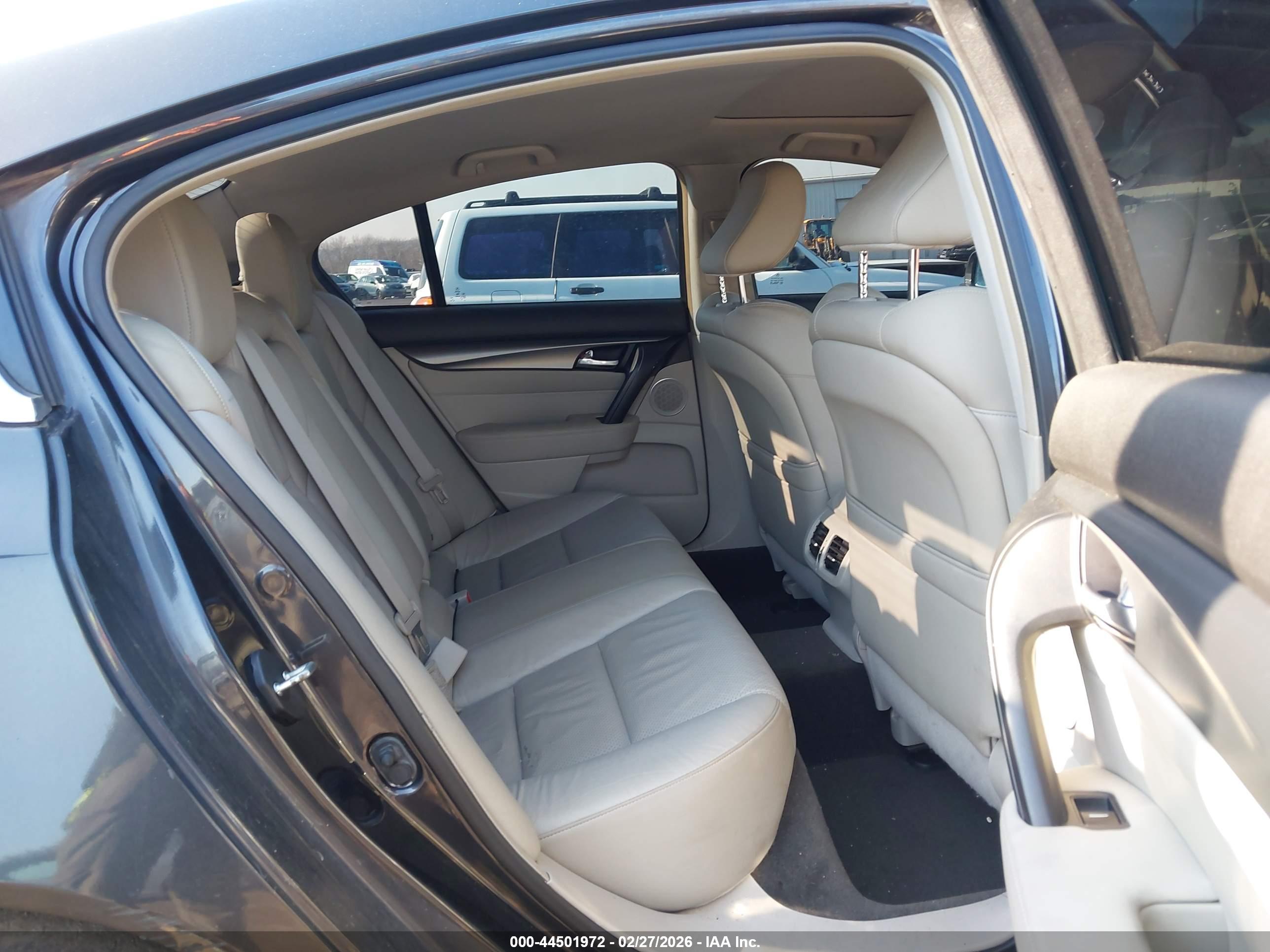 ACURA TL image 8