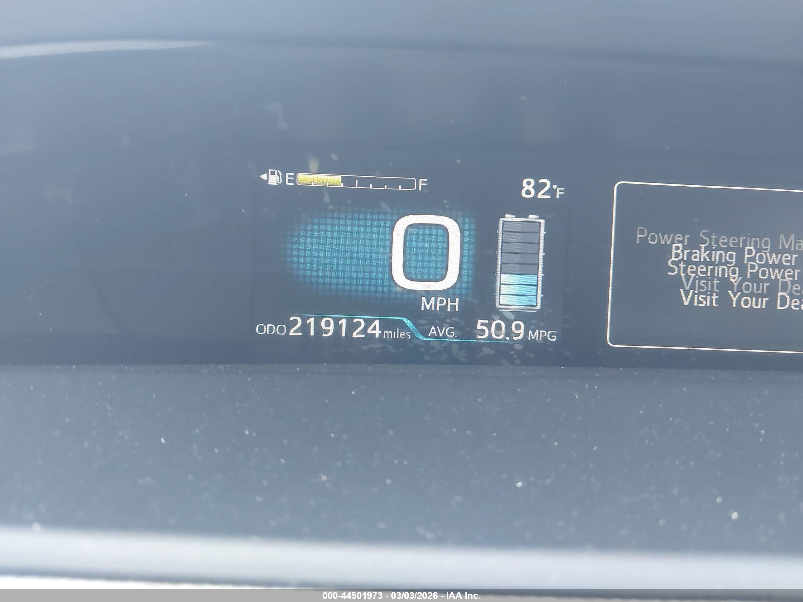 TOYOTA PRIUS image 7