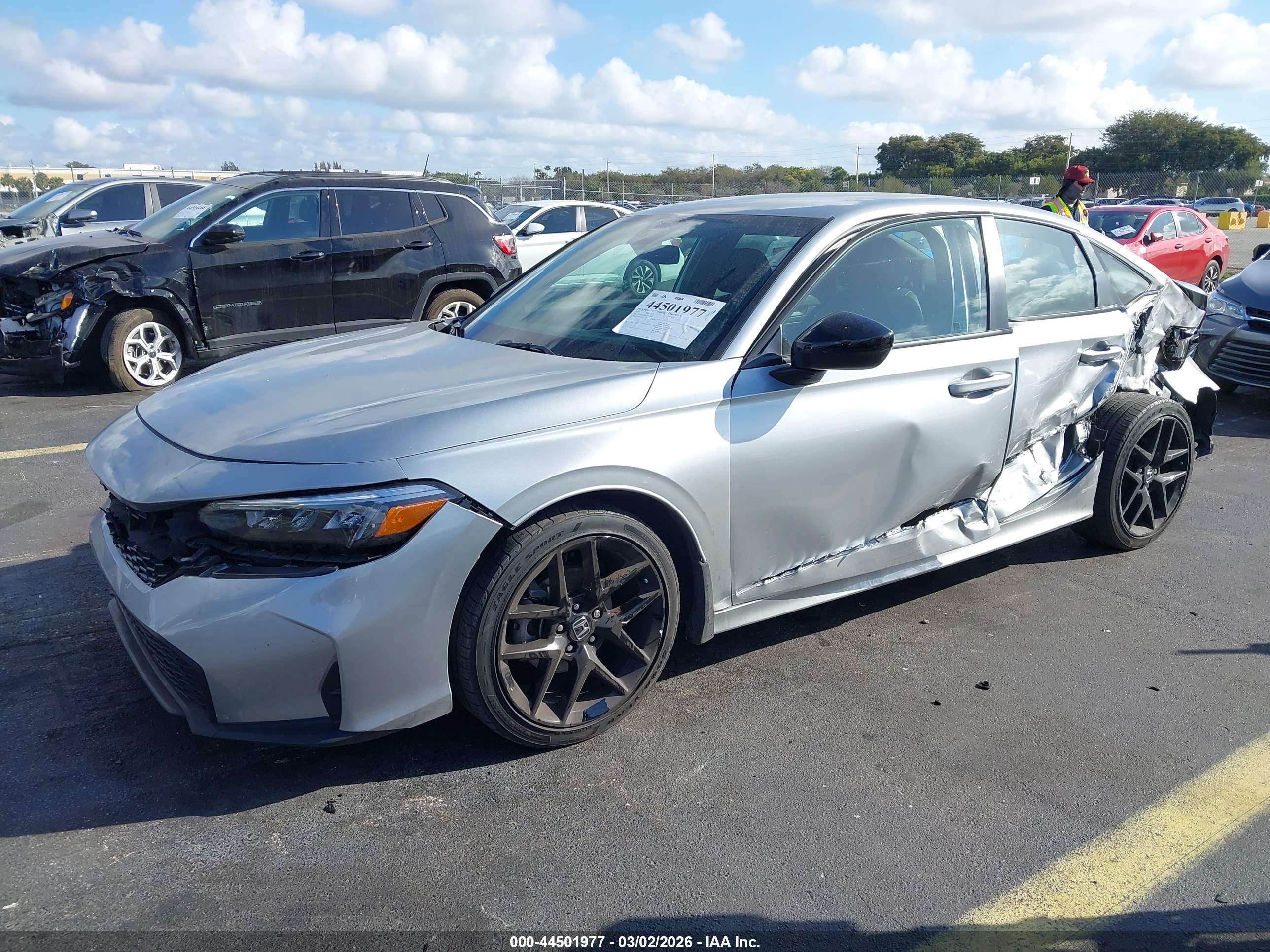 HONDA CIVIC image 2