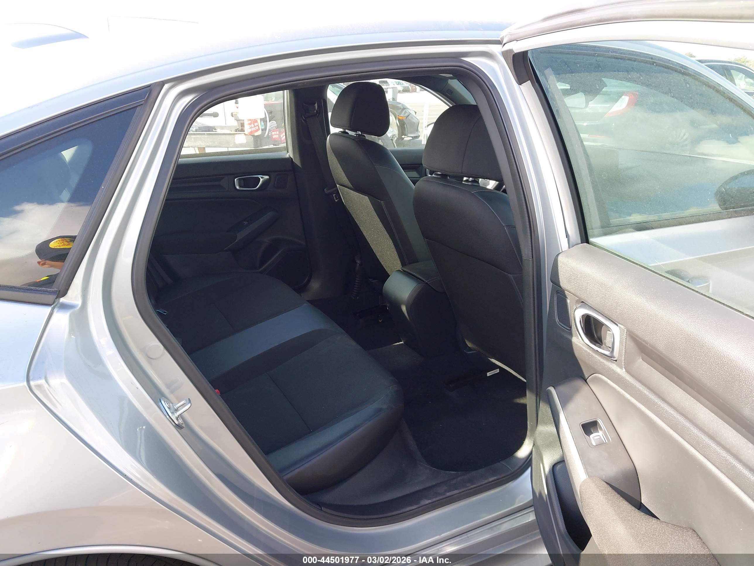 HONDA CIVIC image 8
