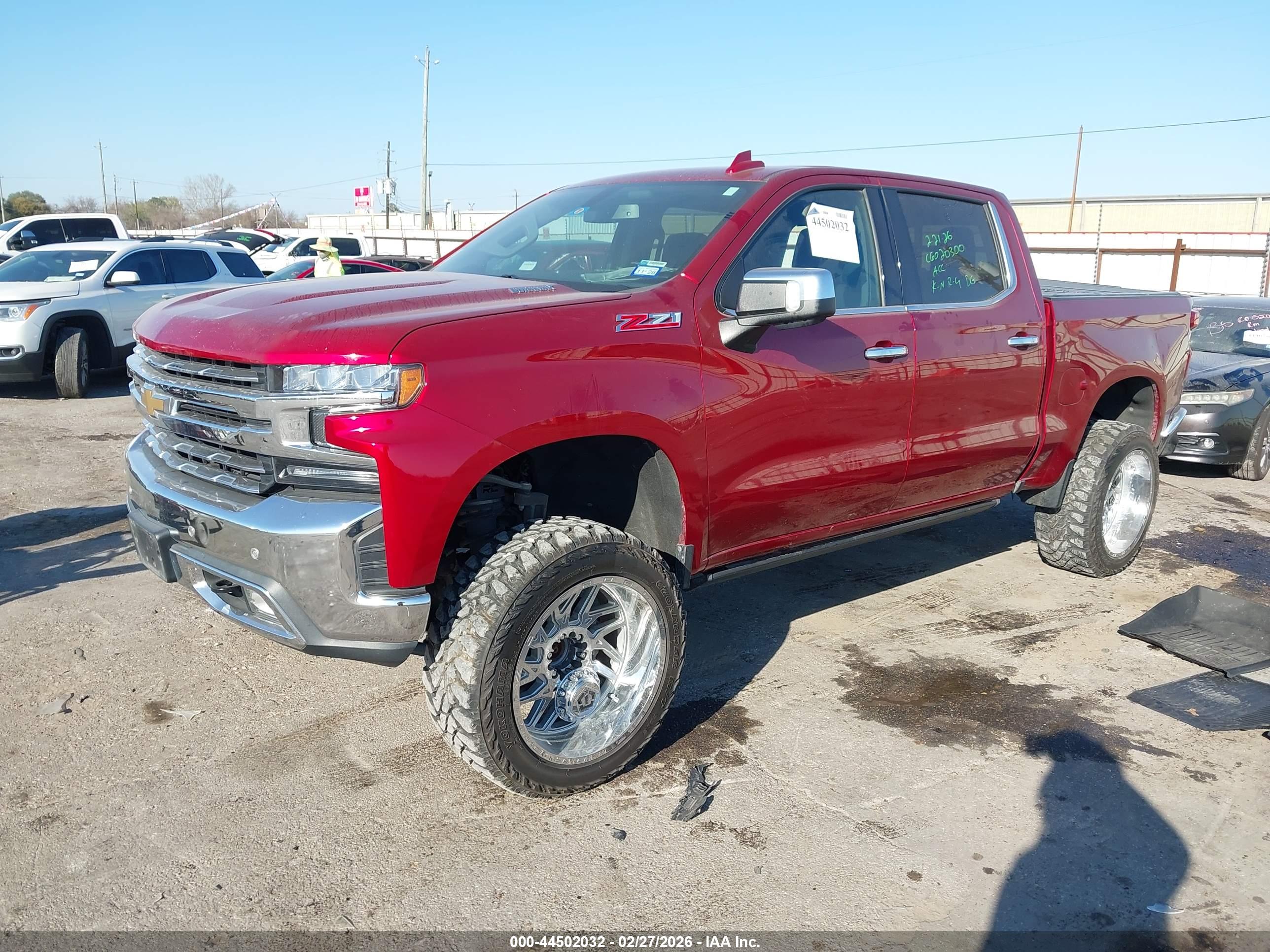 CHEVROLET SILVERADO image 2