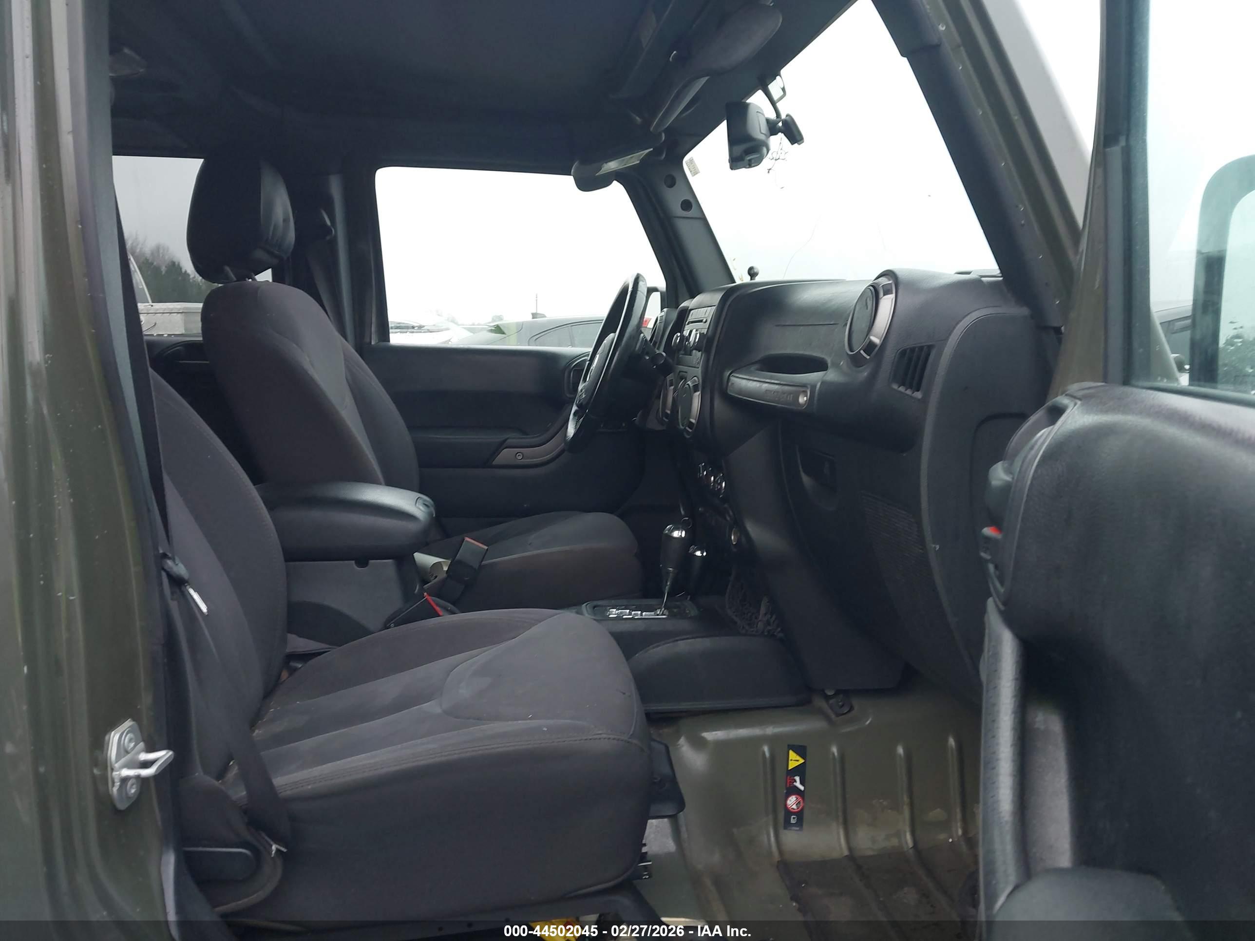 JEEP WRANGLER image 5