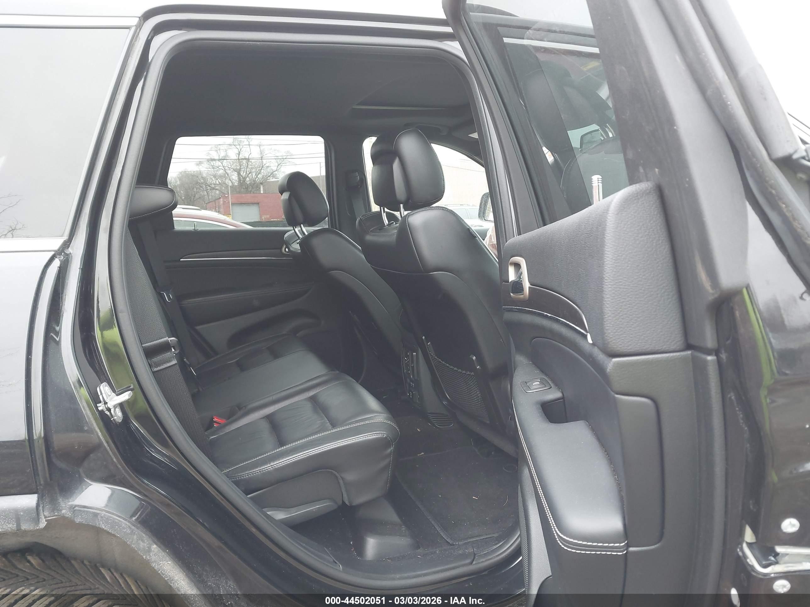 JEEP GRAND image 8