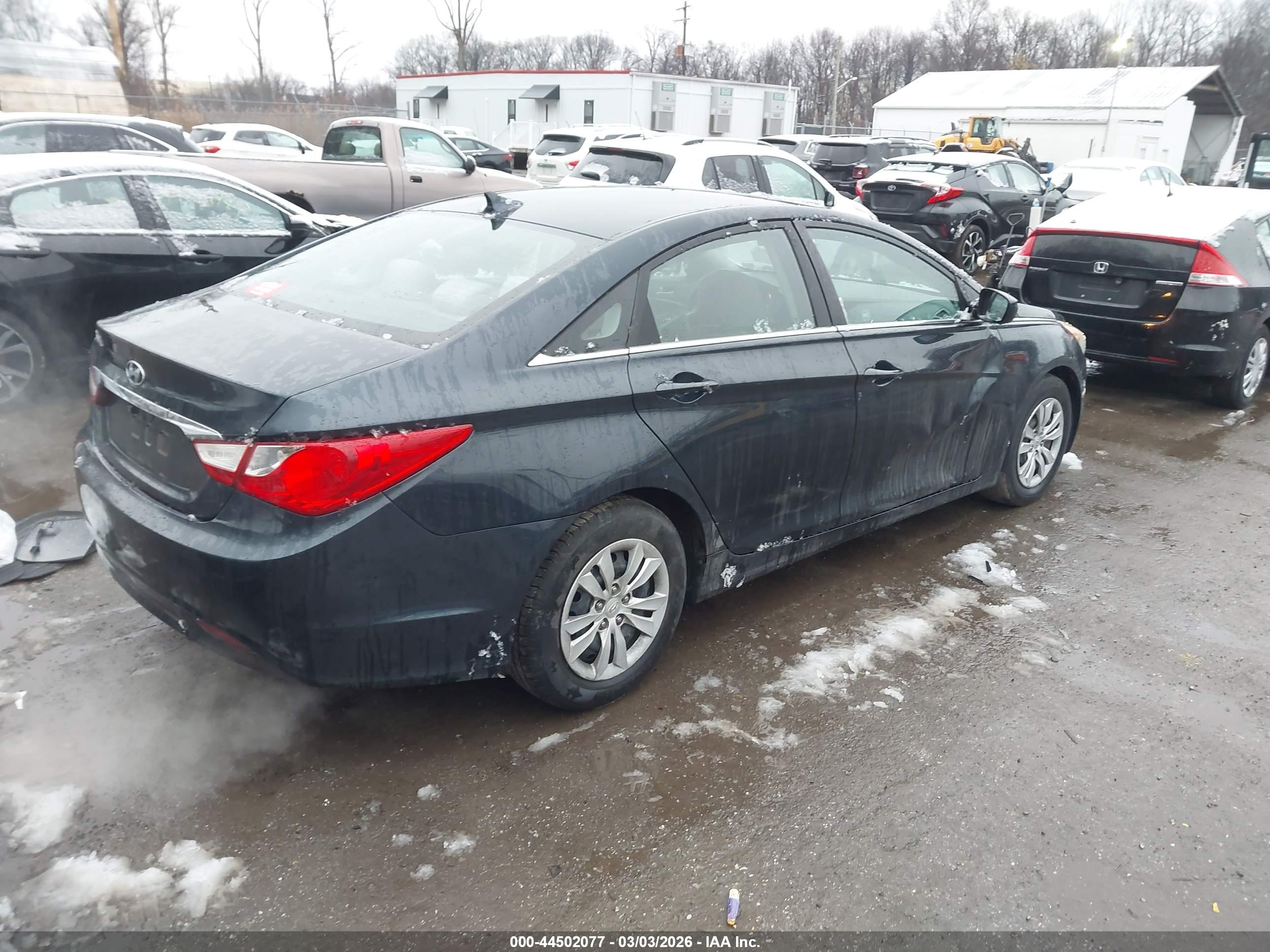 HYUNDAI SONATA image 4