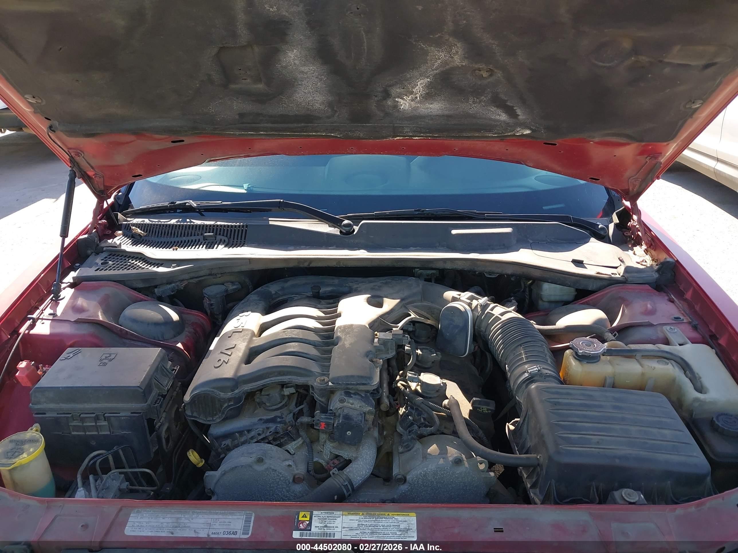 CHRYSLER 300 image 10