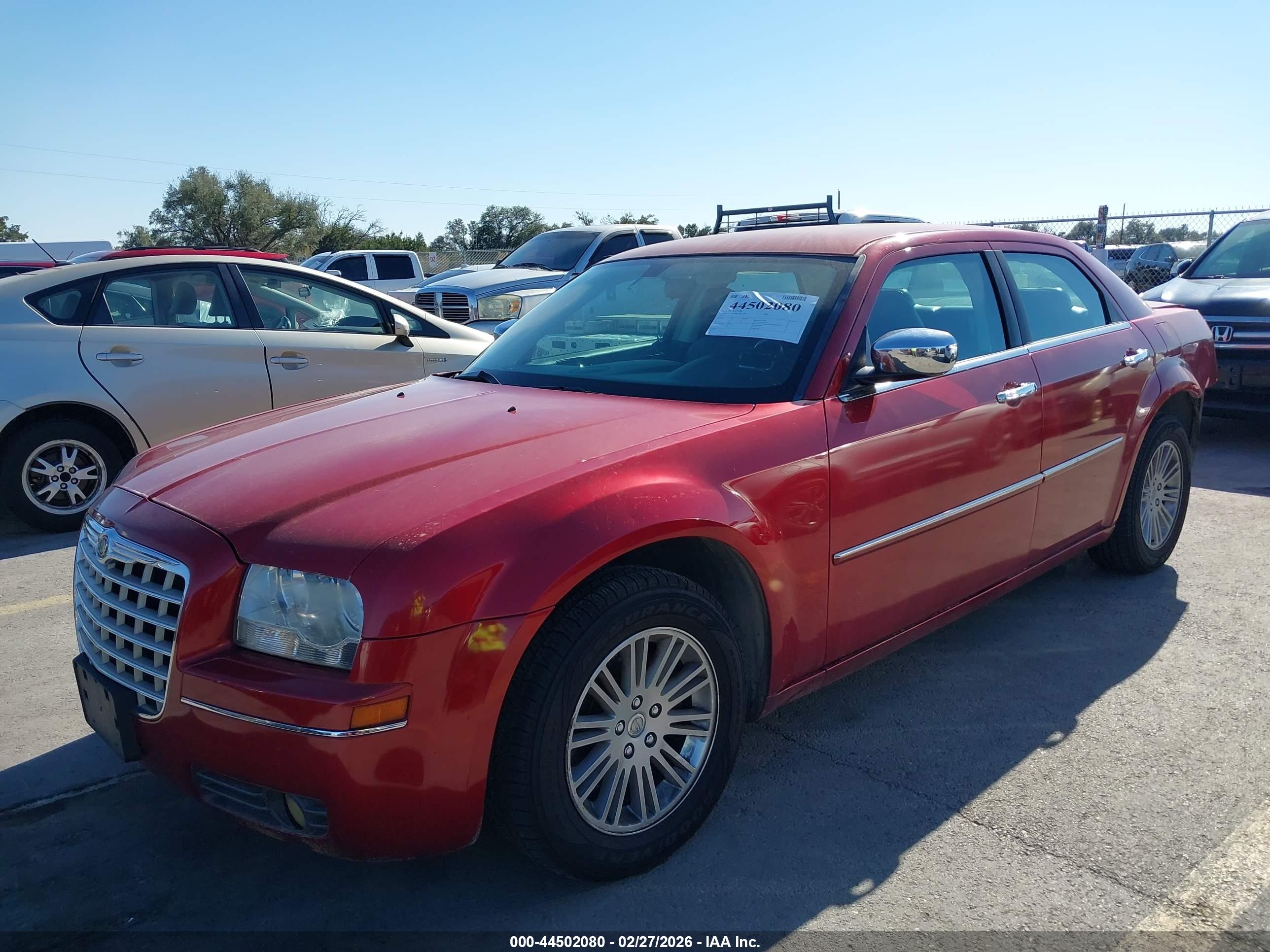 CHRYSLER 300 image 2