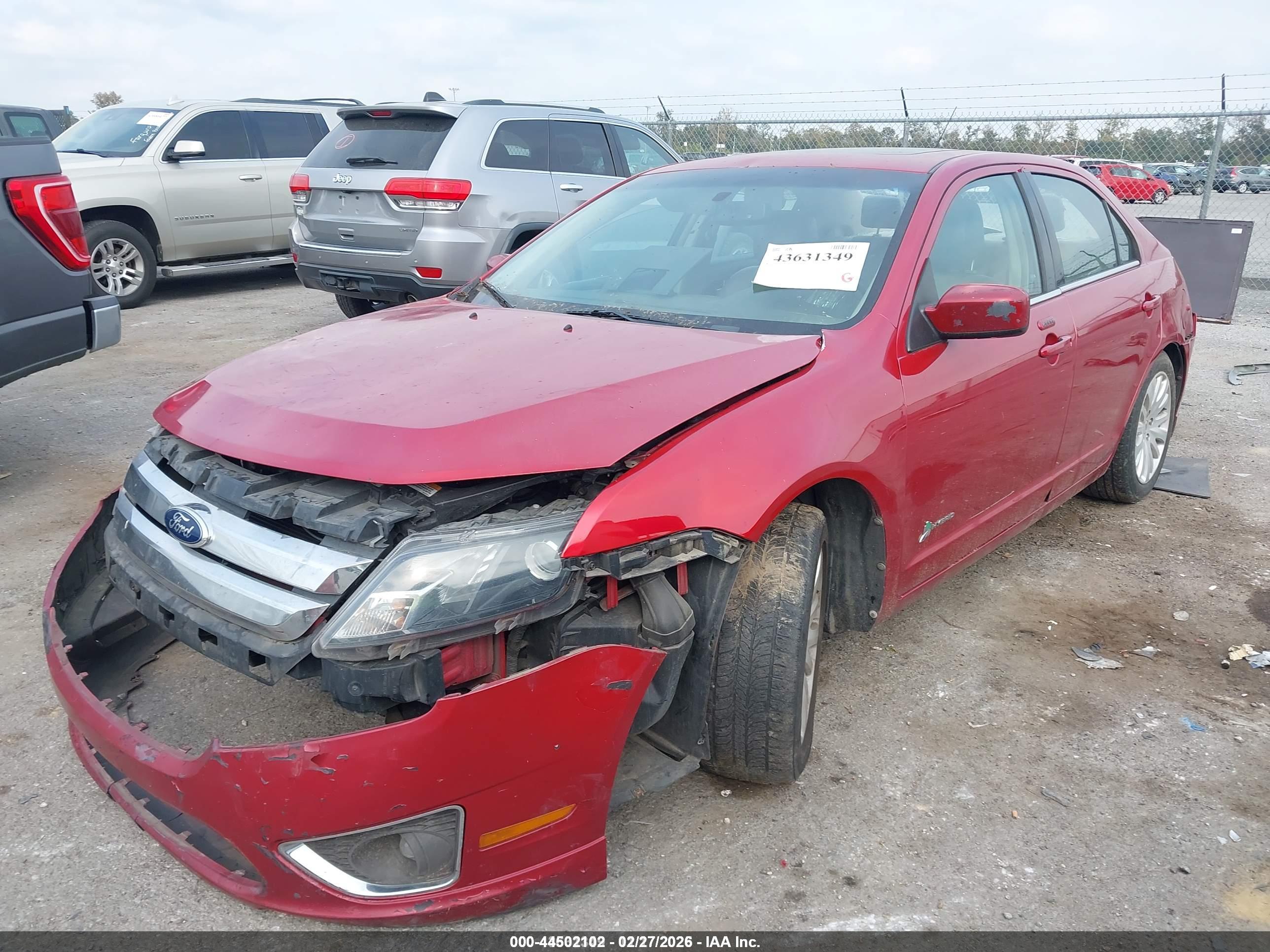 FORD FUSION image 2