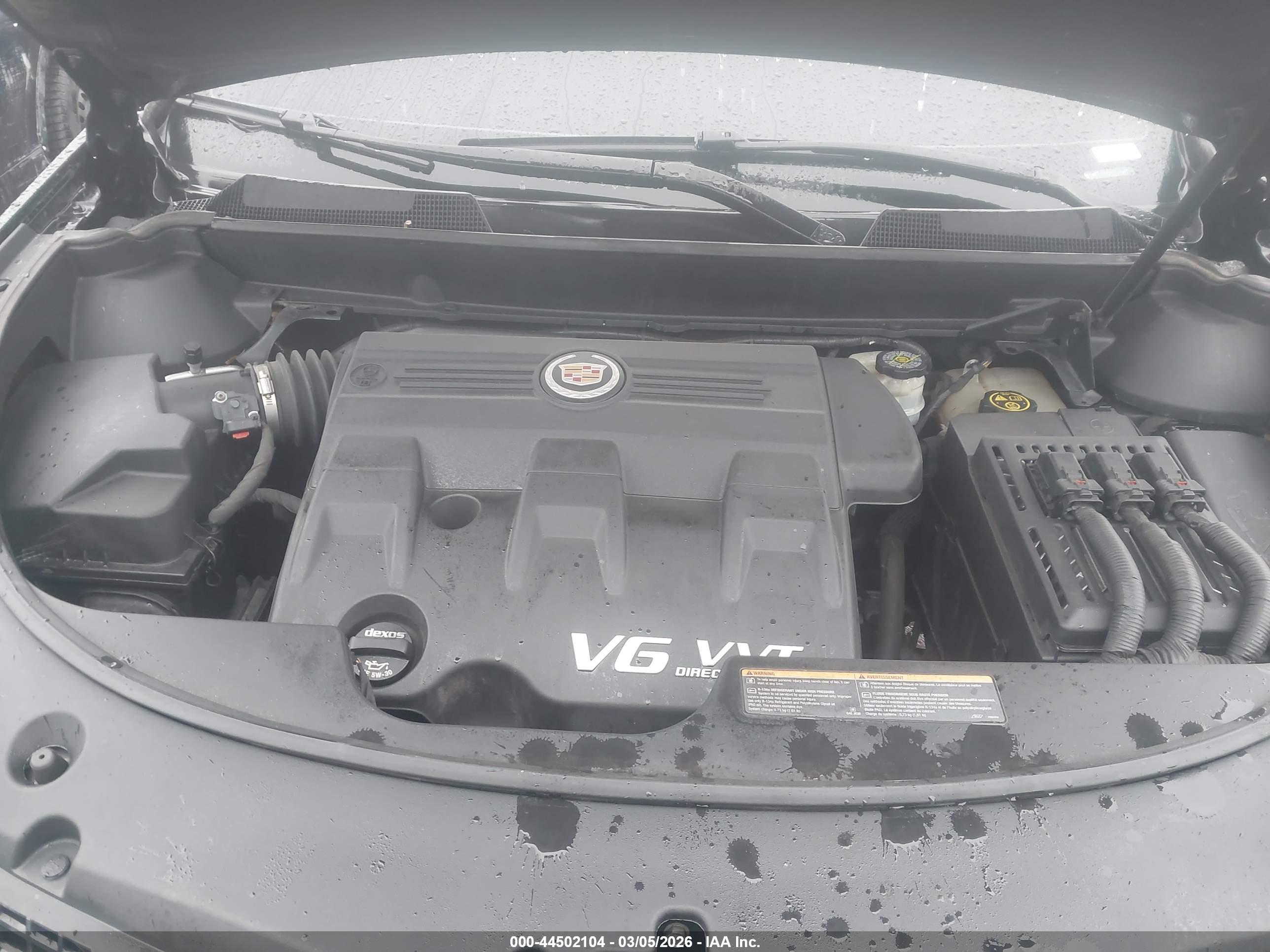 CADILLAC SRX image 10