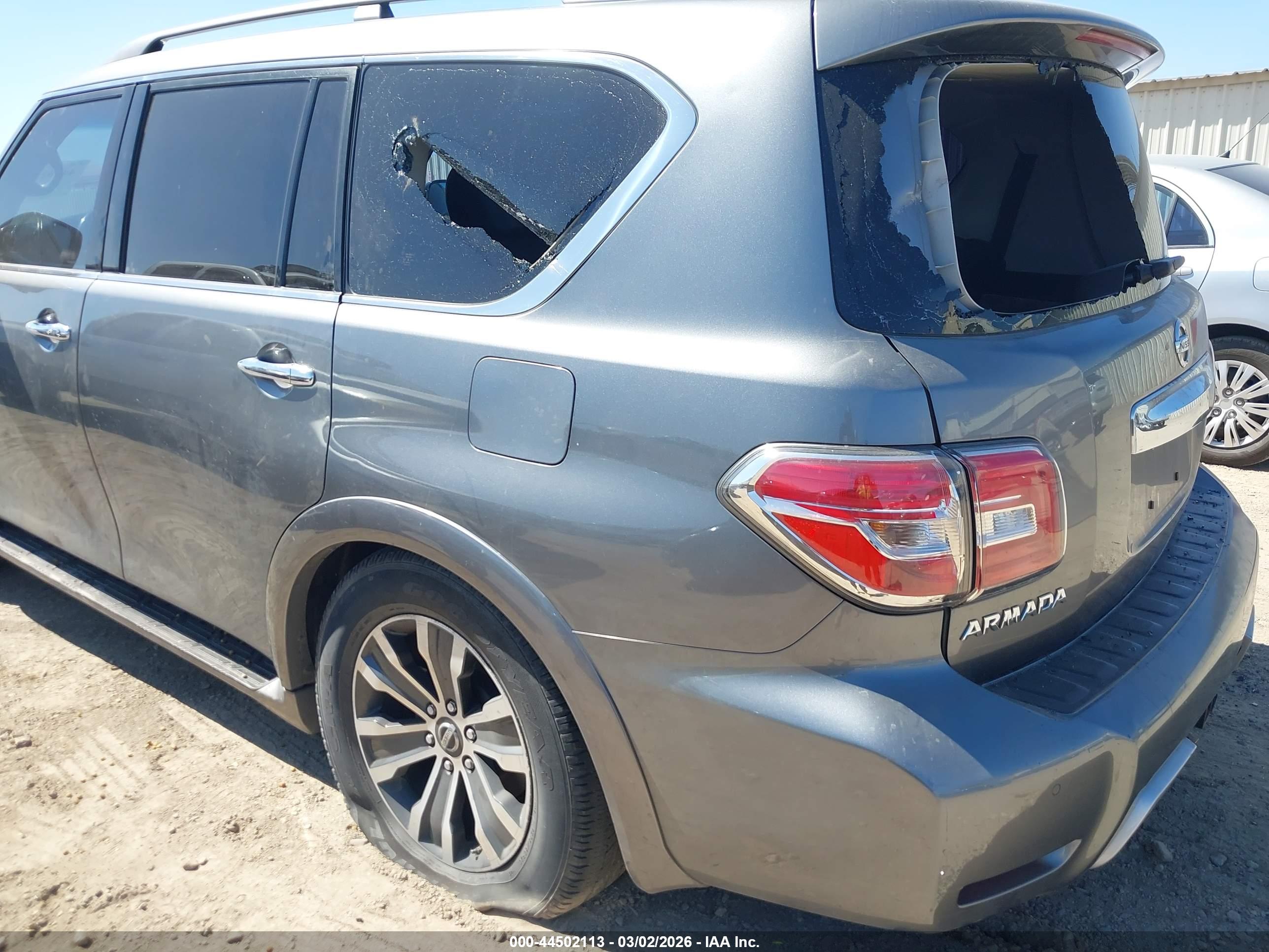 NISSAN ARMADA image 6